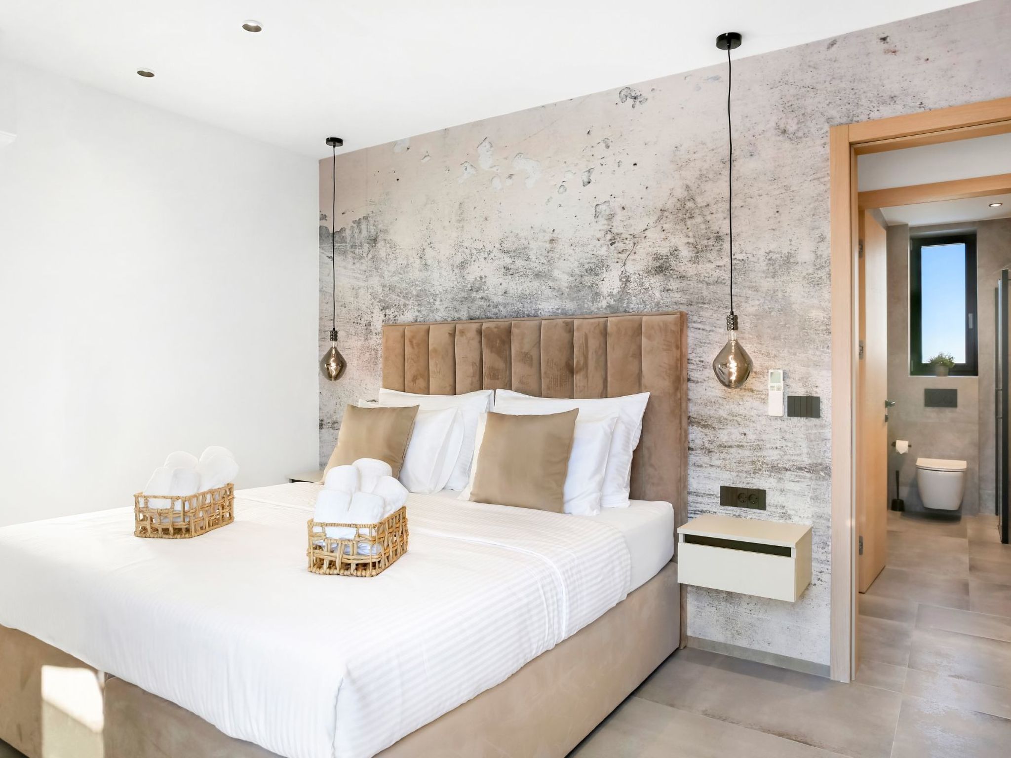 Photo of Fly Room - A1