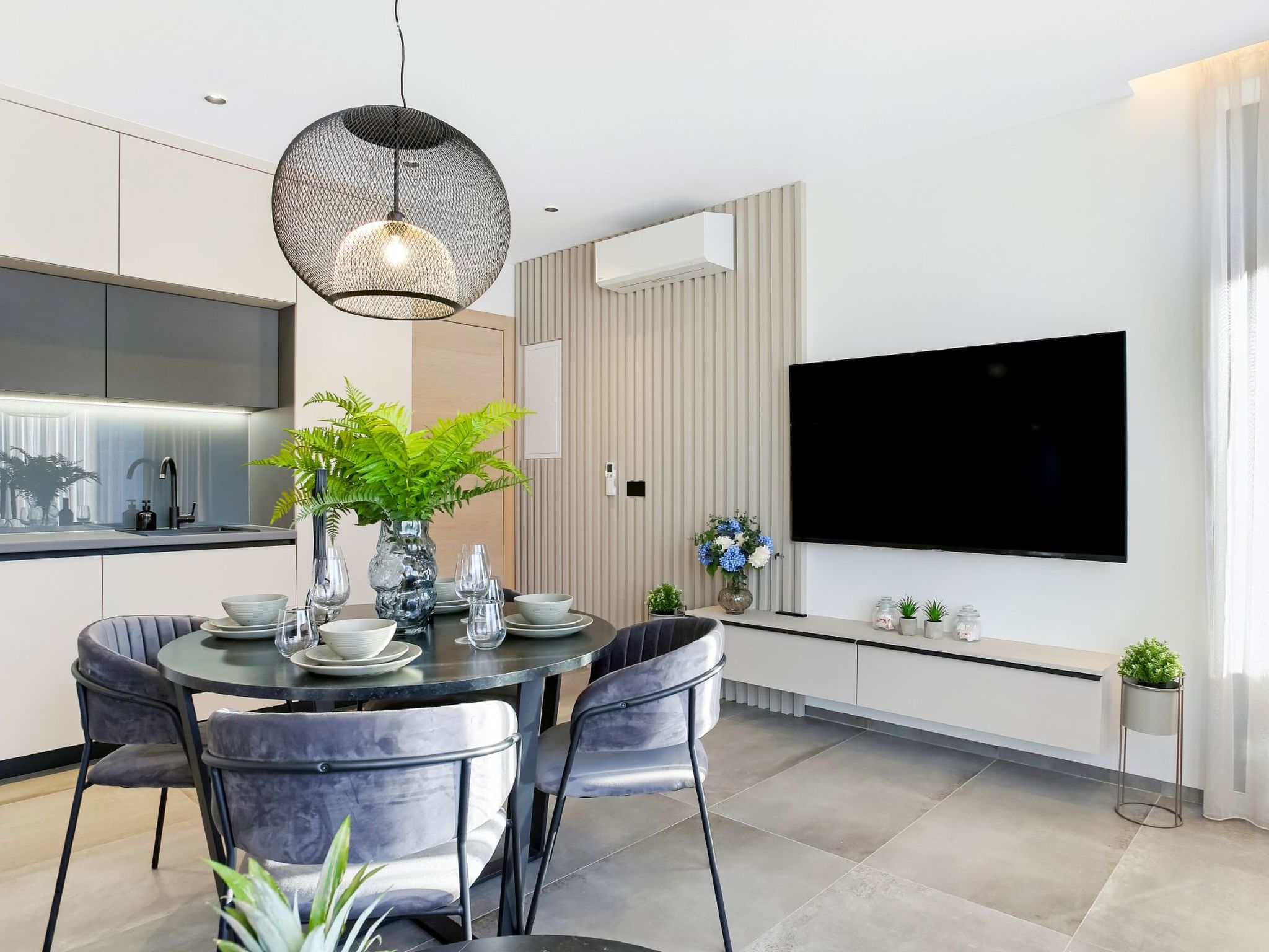 Photo of Fly Room - A1