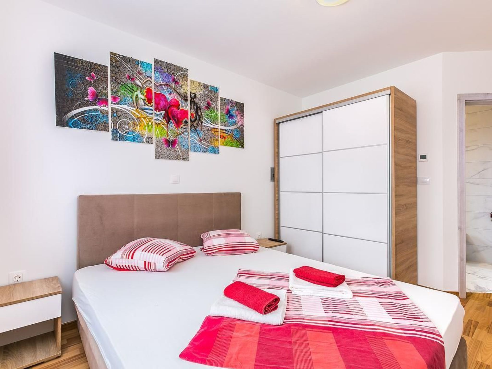 Wohnung mit Balkon-Drinnen