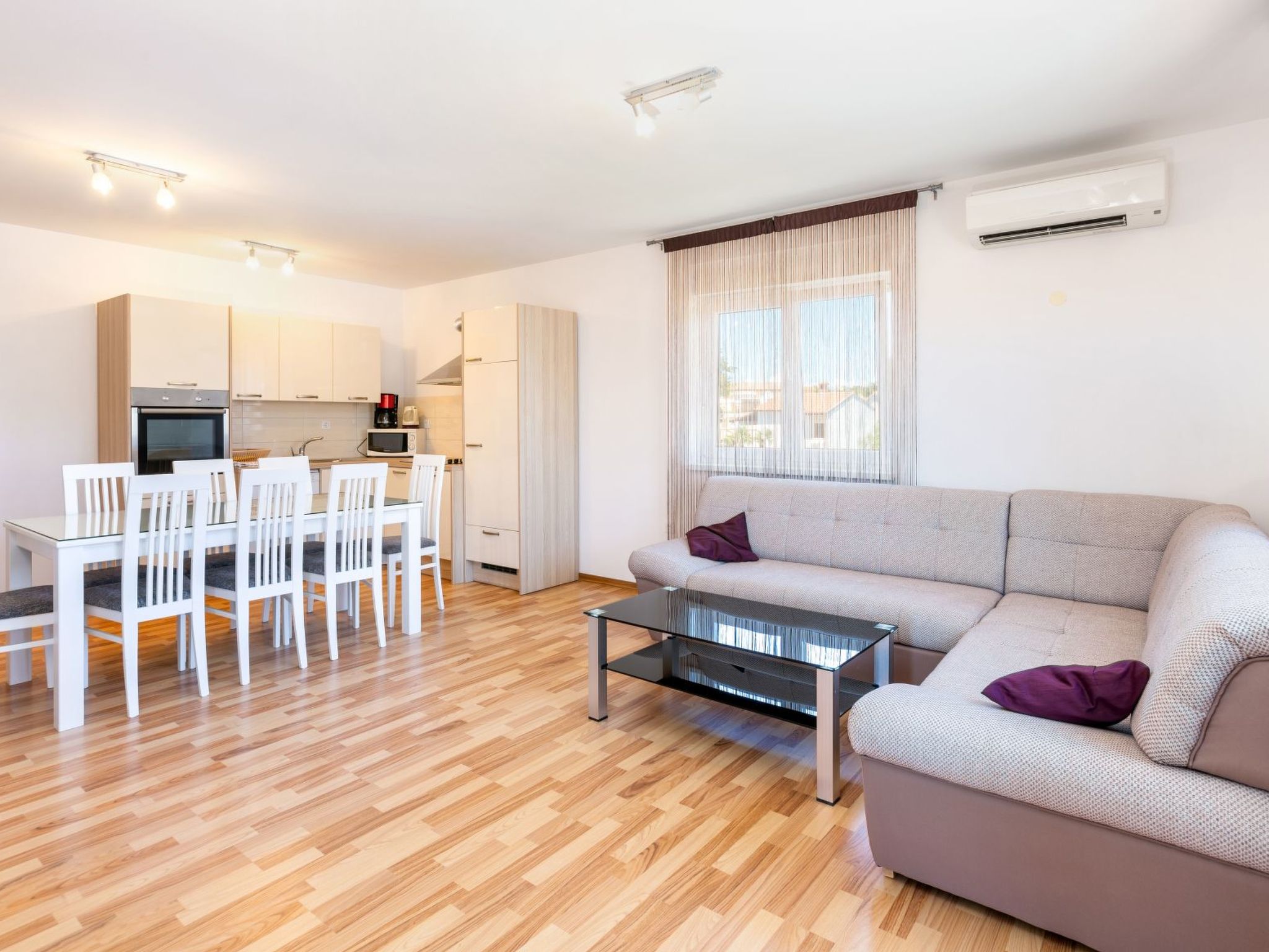 'Dragan 2' mit Balkon