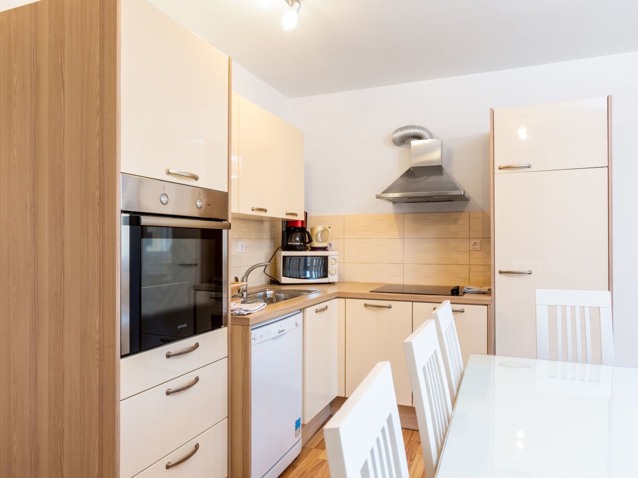 Photo of "Dragan 2" mit Balkon