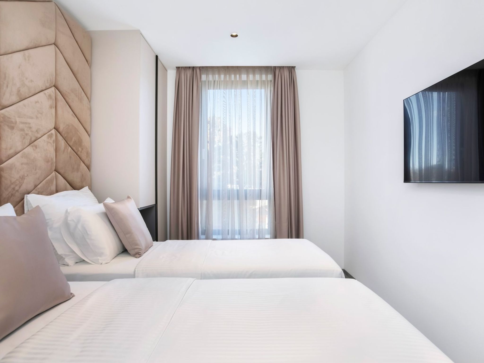 Photo of Fly Room - A2