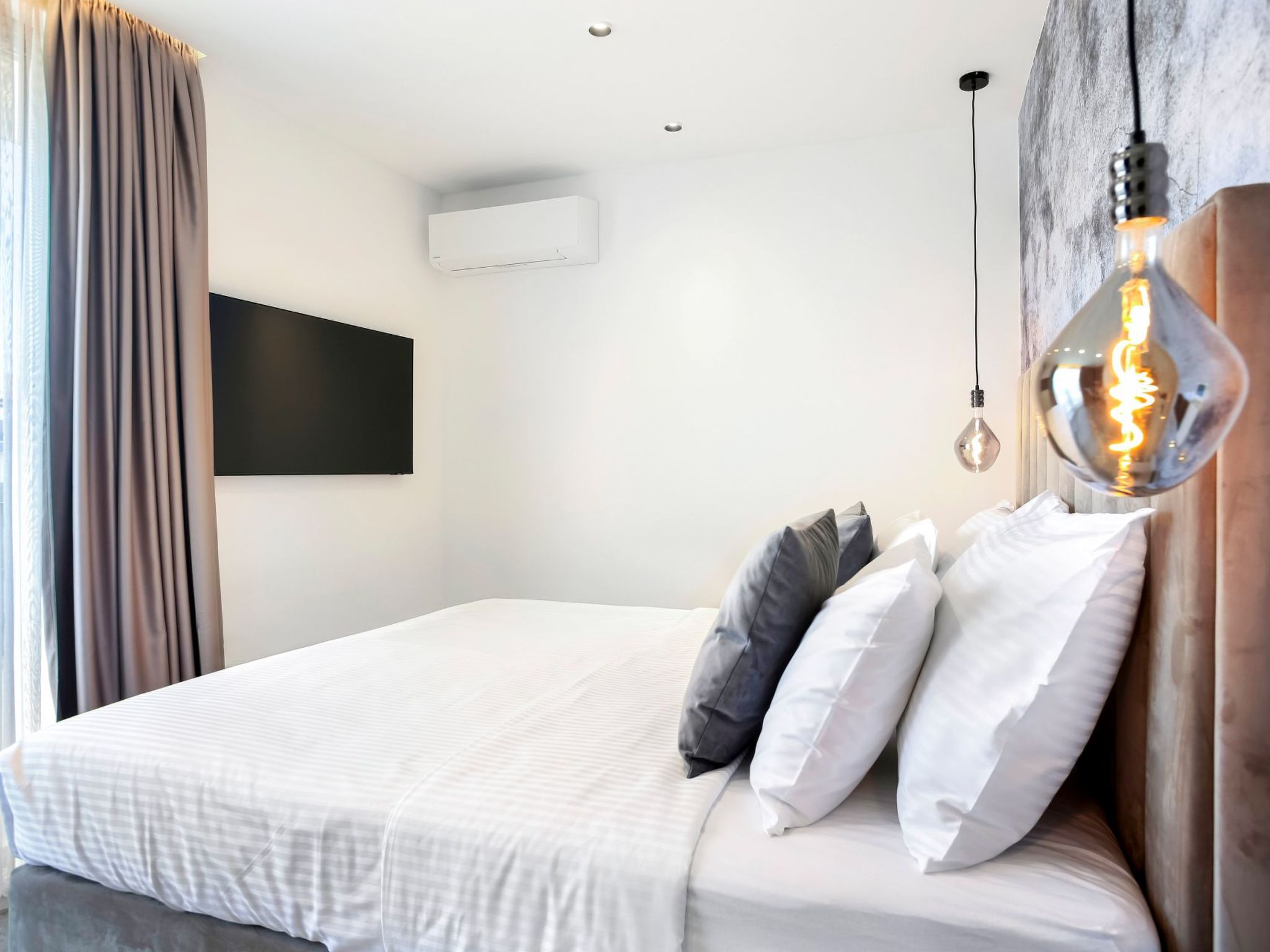 Photo of Fly Room - A2