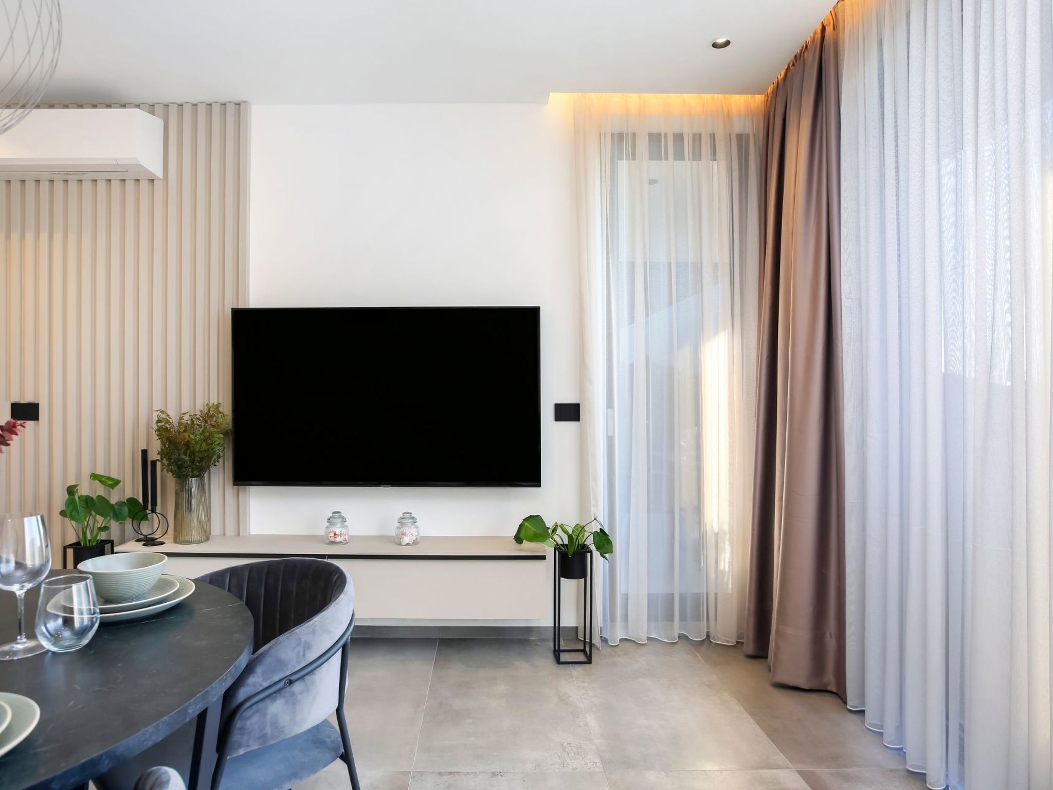 Photo of Fly Room - A2