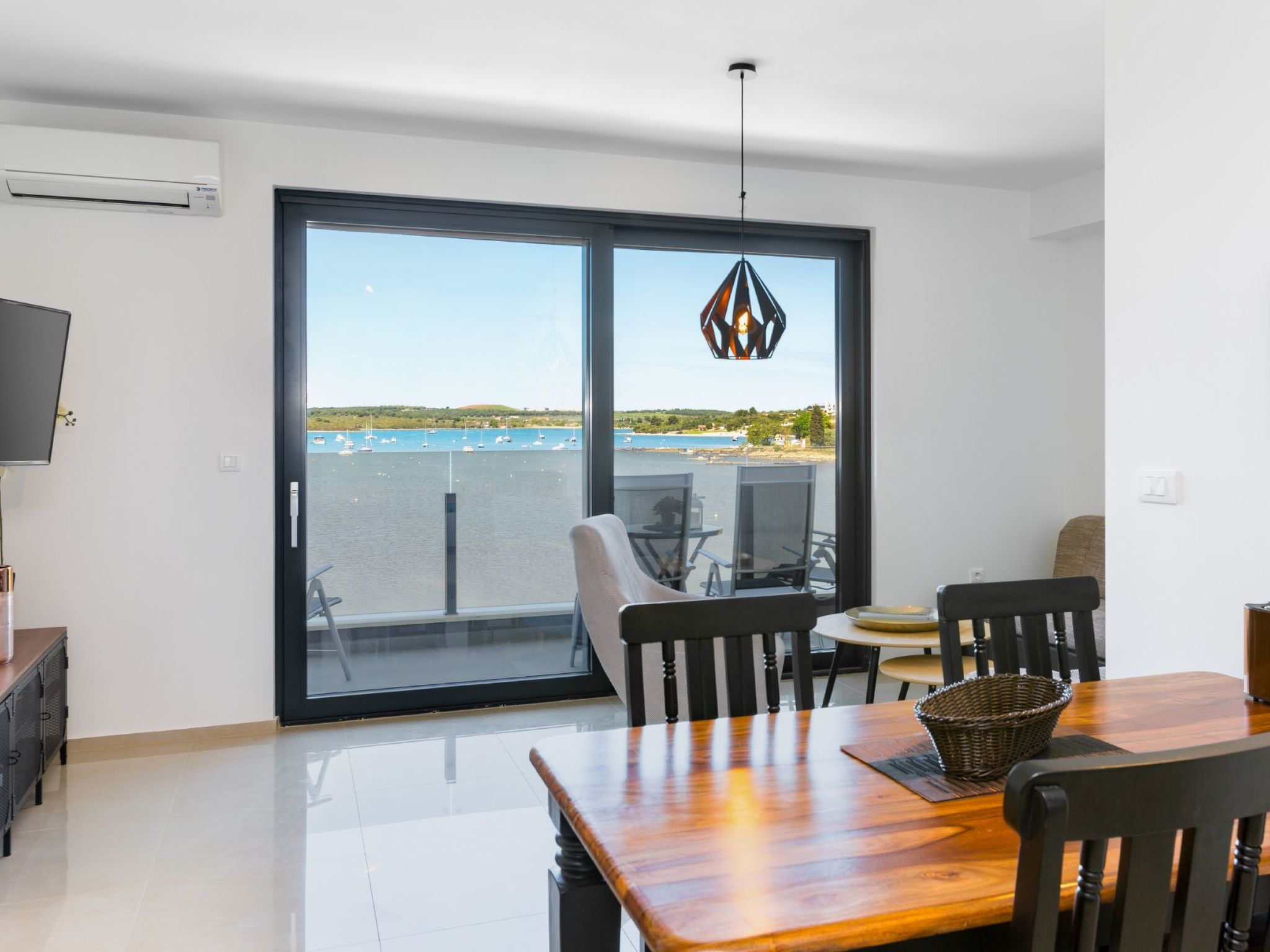 Photo of Moderne Wohnung in Medulin mit Gemeinsamem Pool