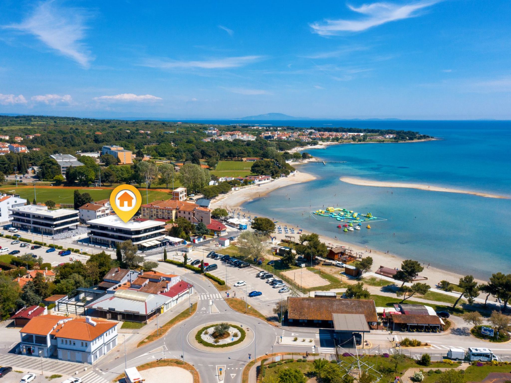 Photo of "A'more Bijeca" direkt am Strand