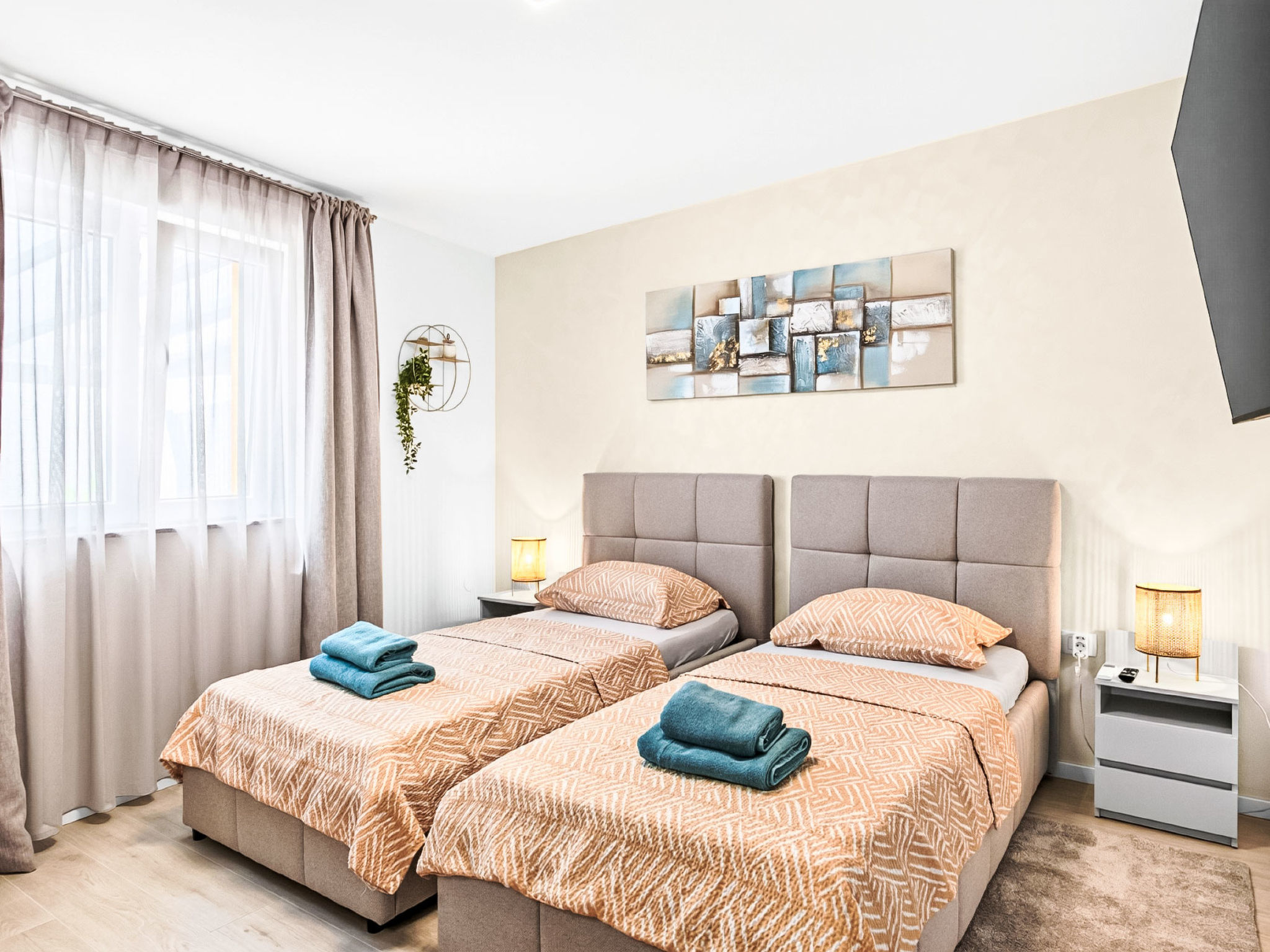 Photo of 2-Schlafzimmer-Wohnung mit gemeinsamem Schwimmbad