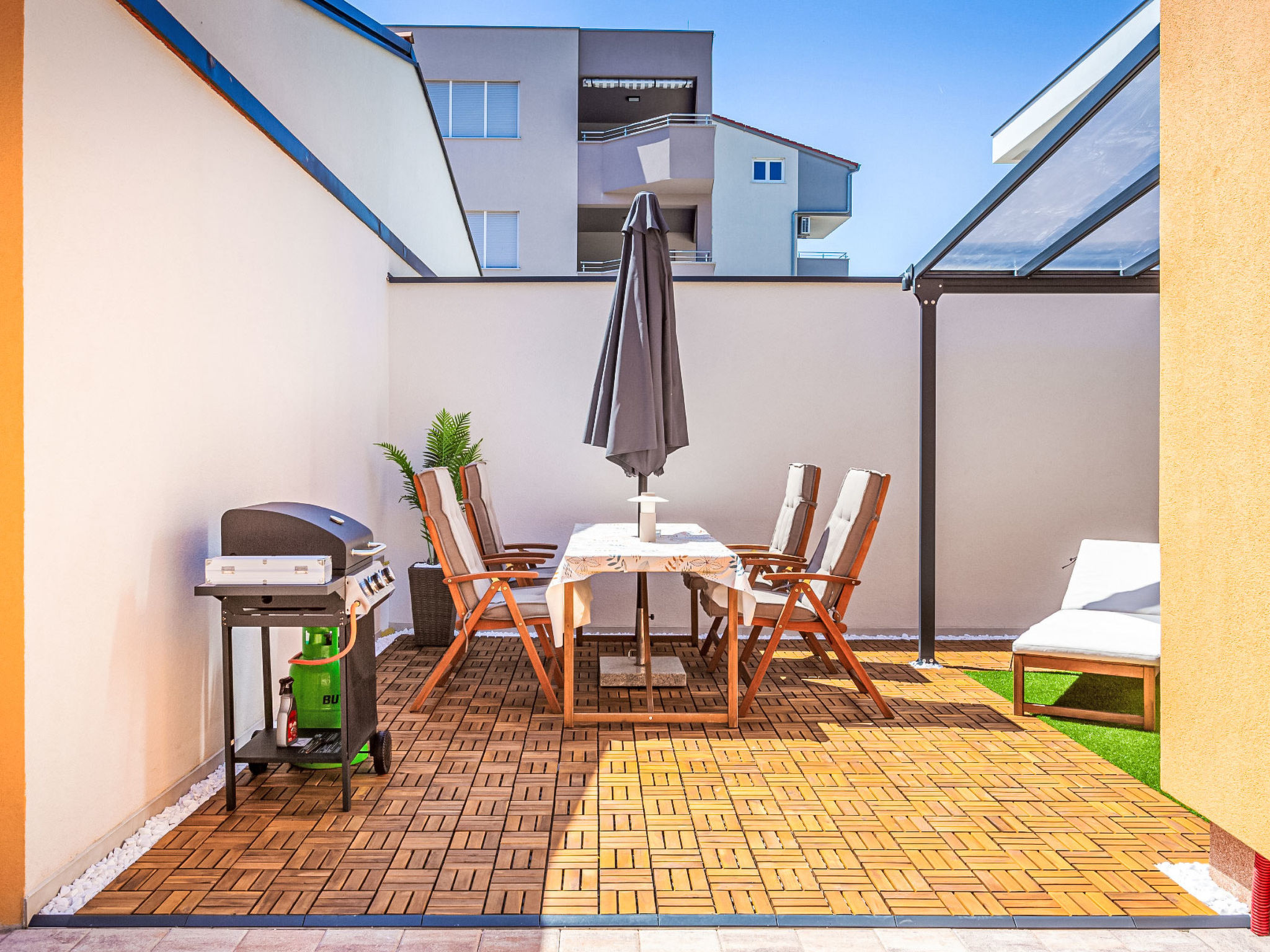 Photo of 2-Schlafzimmer-Wohnung mit gemeinsamem Schwimmbad