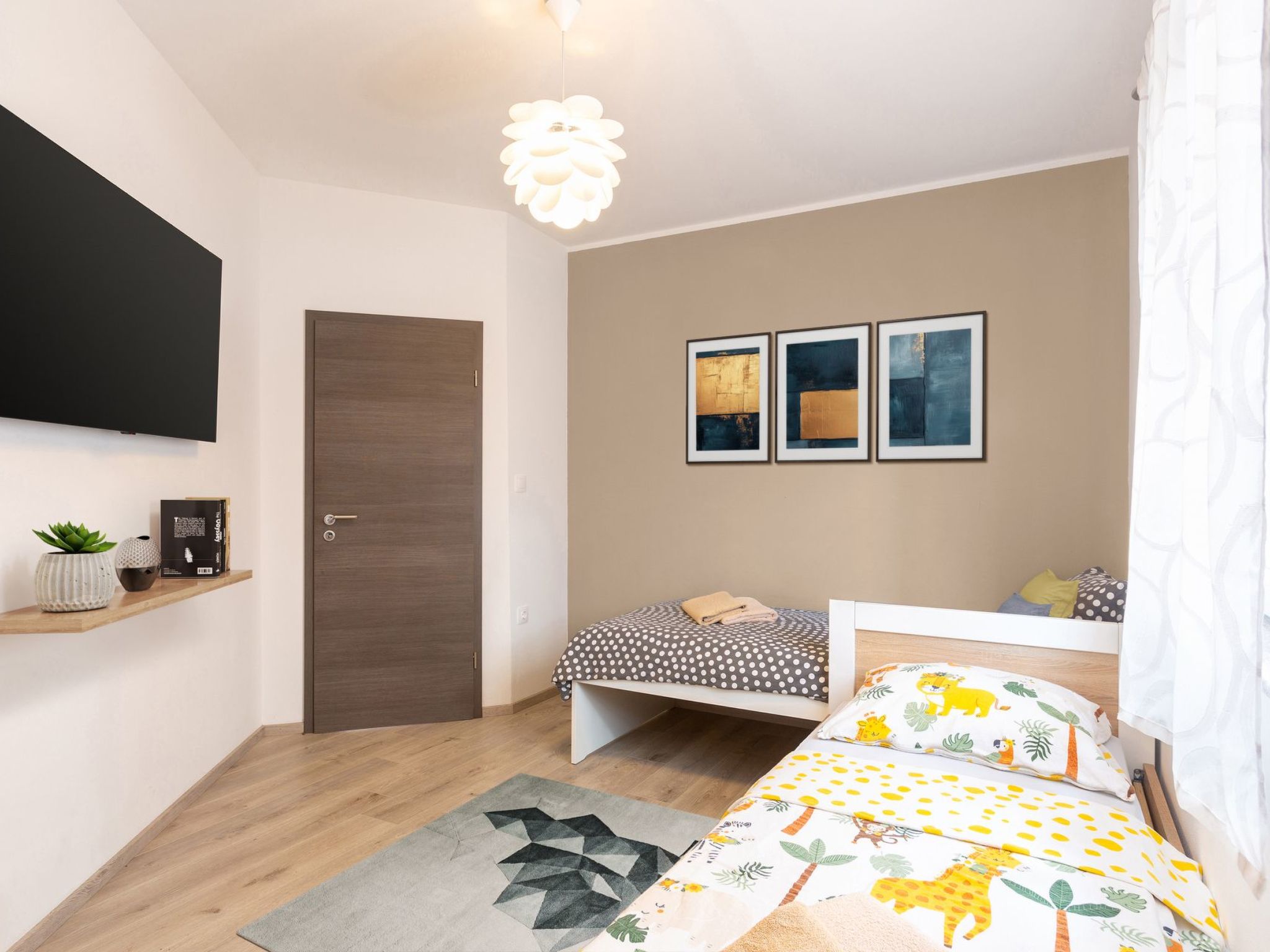 Photo of 2-Schlafzimmer-Wohnung mit gemeinsamem Schwimmbad