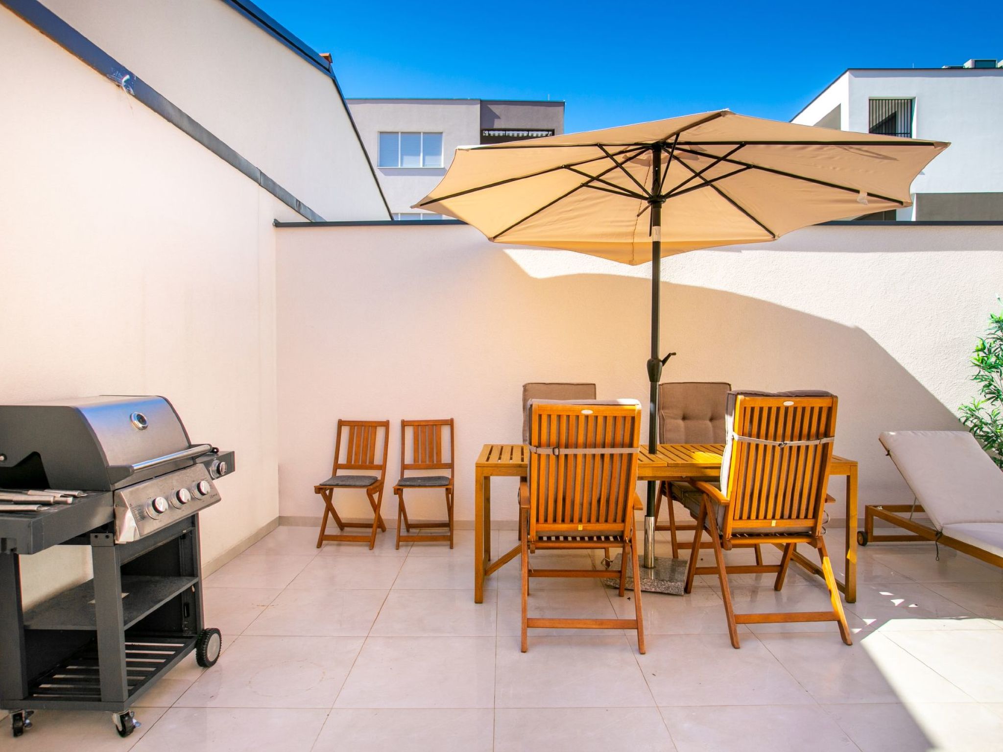 Photo of 2-Schlafzimmer-Wohnung mit gemeinsamem Schwimmbad