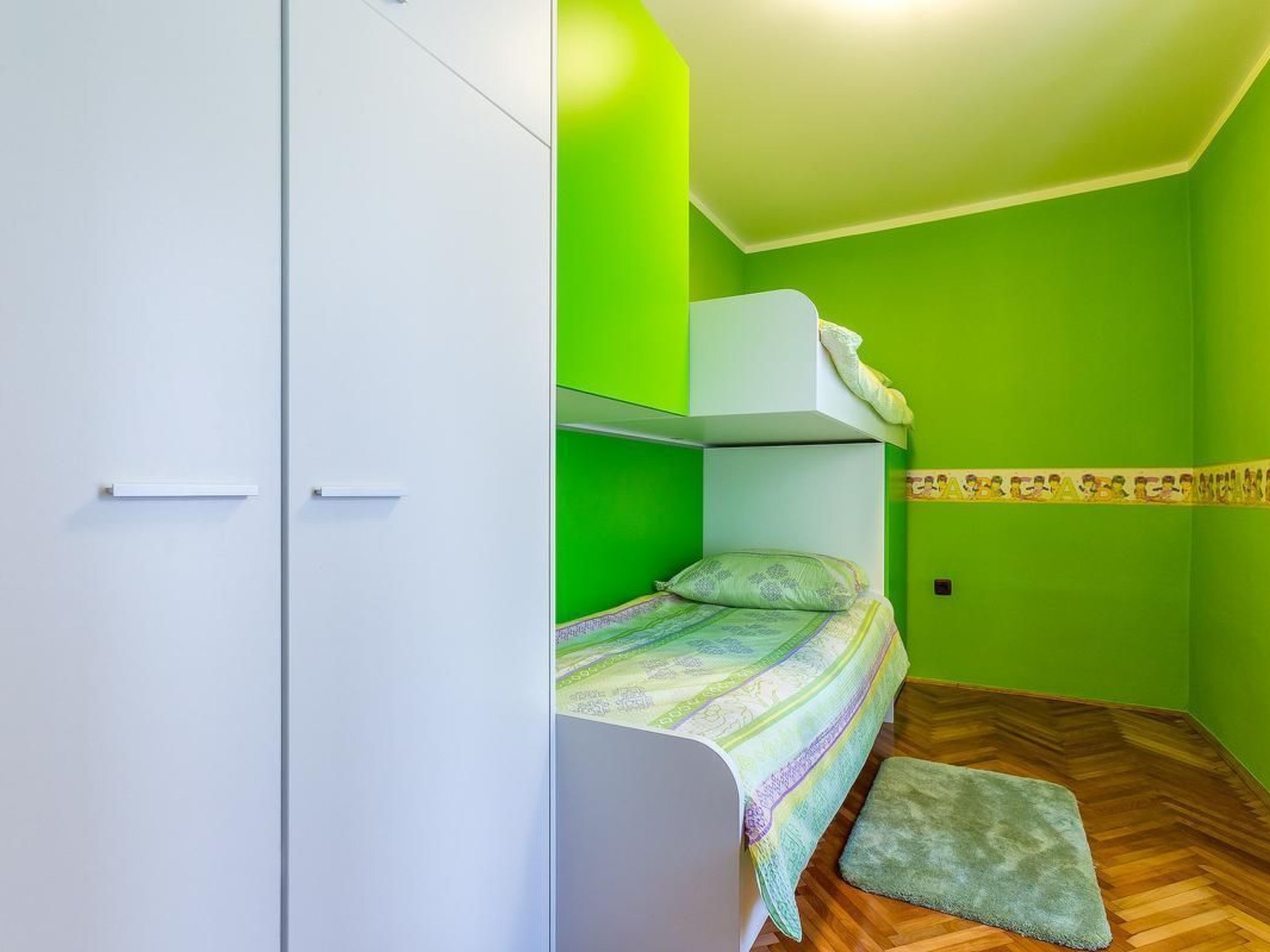 Photo of "Luis" mit Privatparkplatz