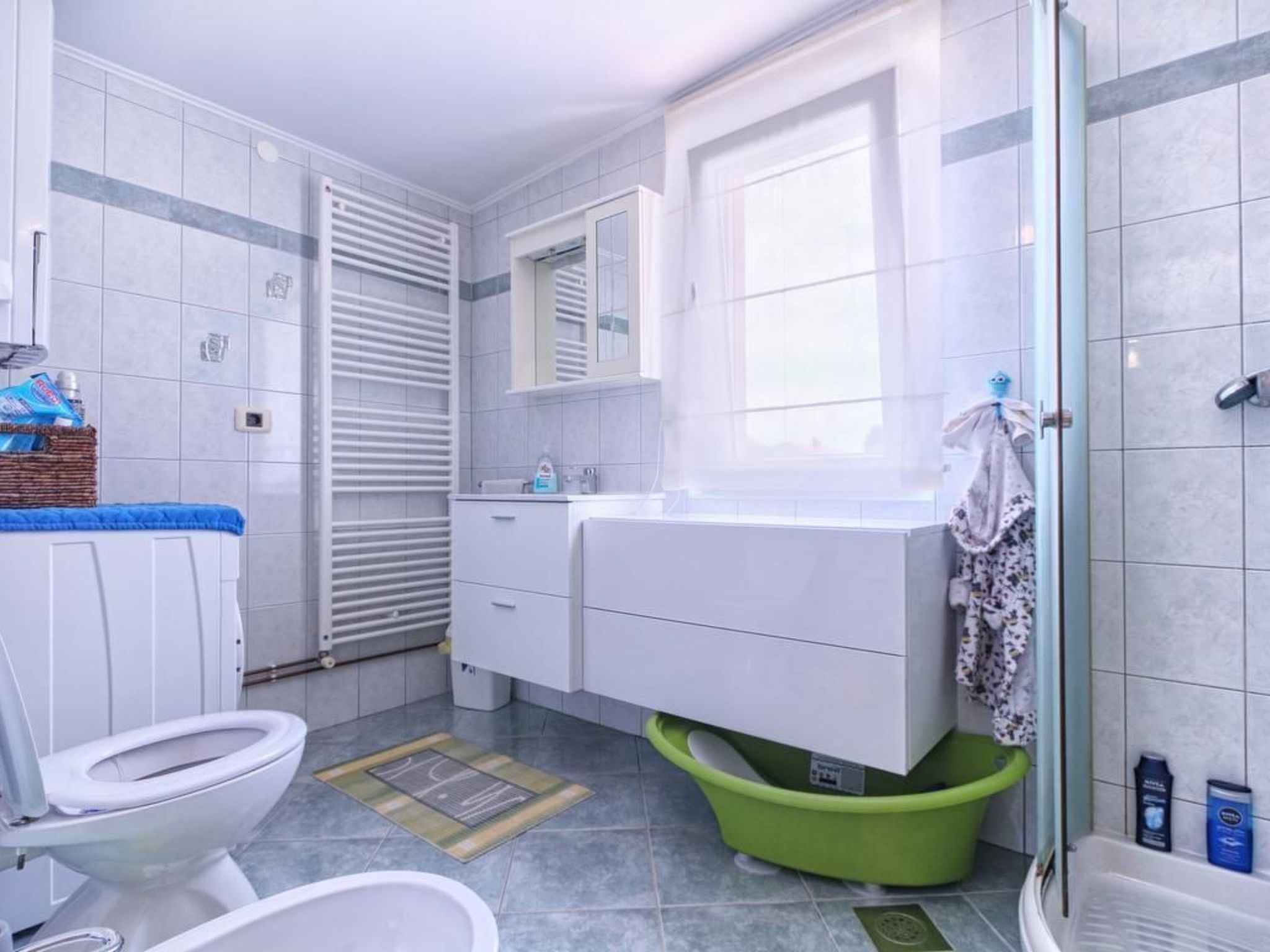 Photo of "Luis" mit Privatparkplatz