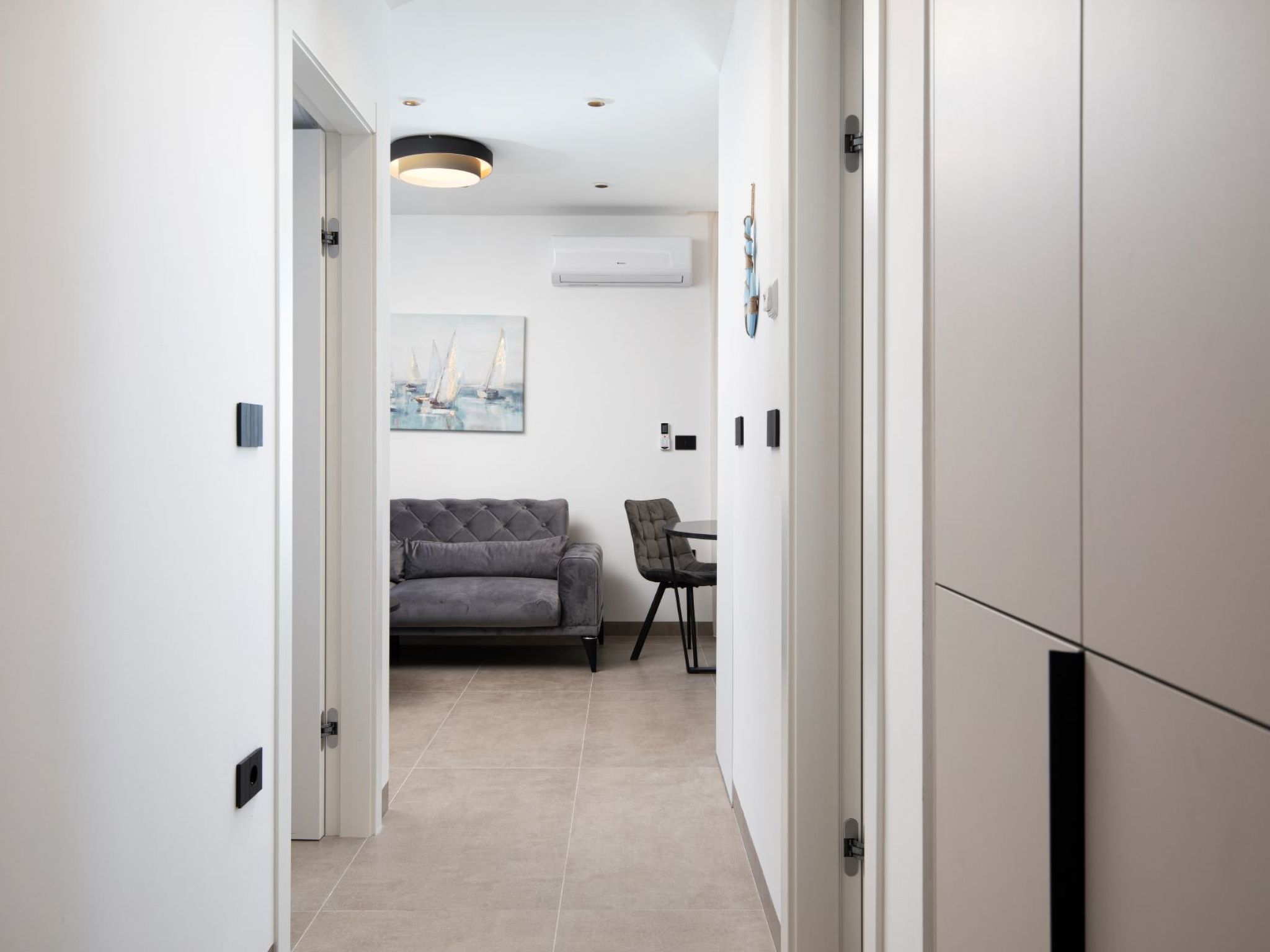 Photo of Amore Bijeca - B4