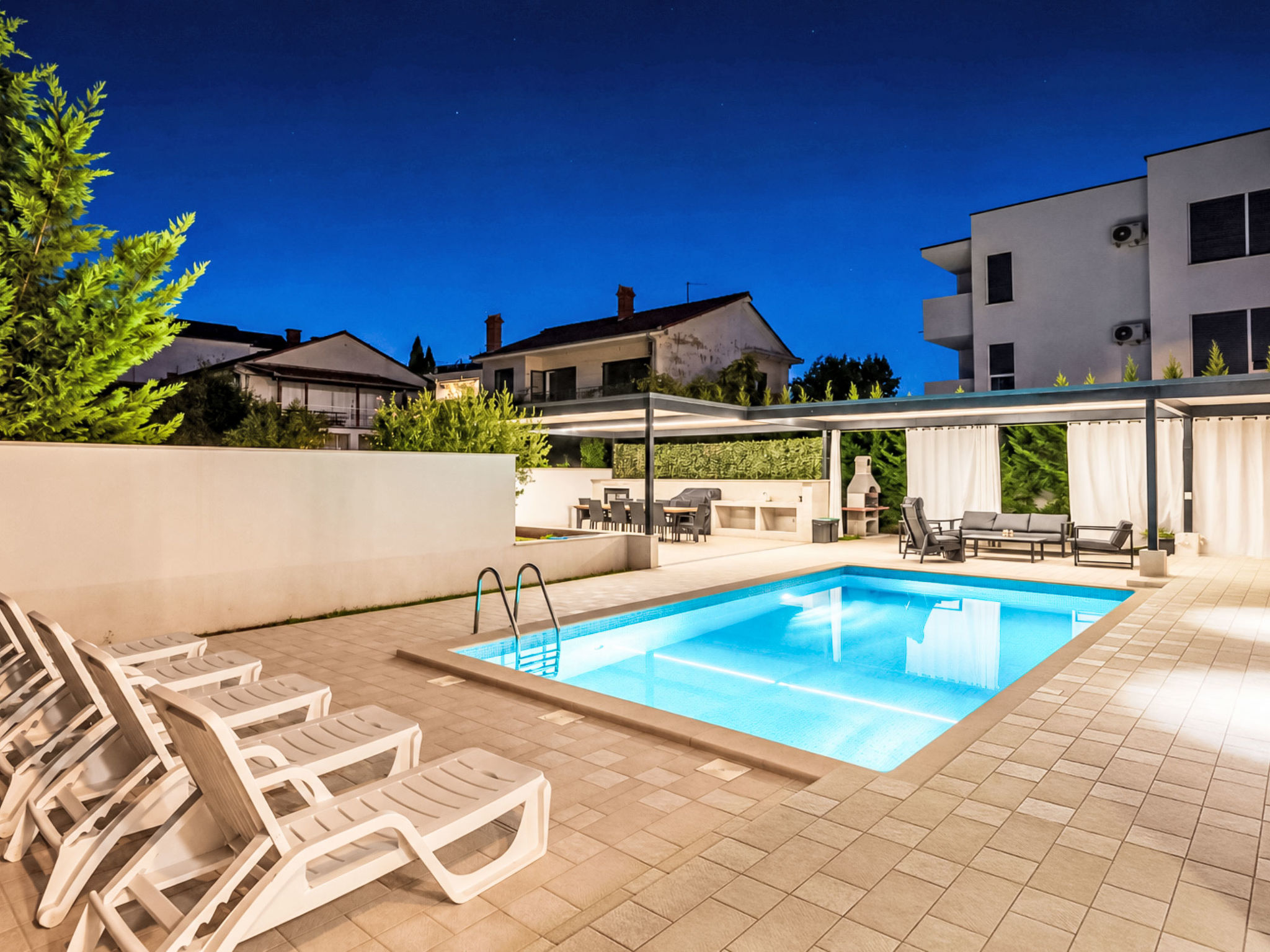 Photo of "Suzy" mit privatem Pool