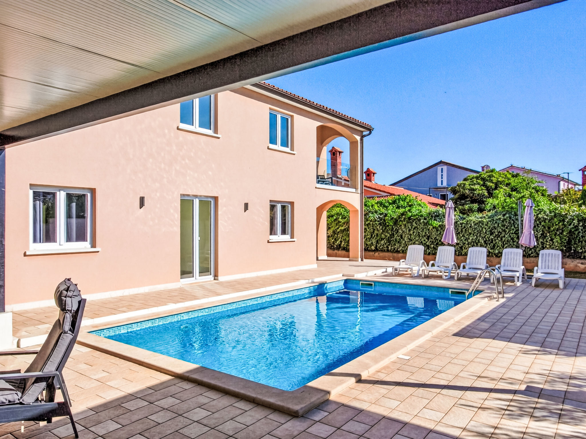 Photo of "Suzy" mit privatem Pool