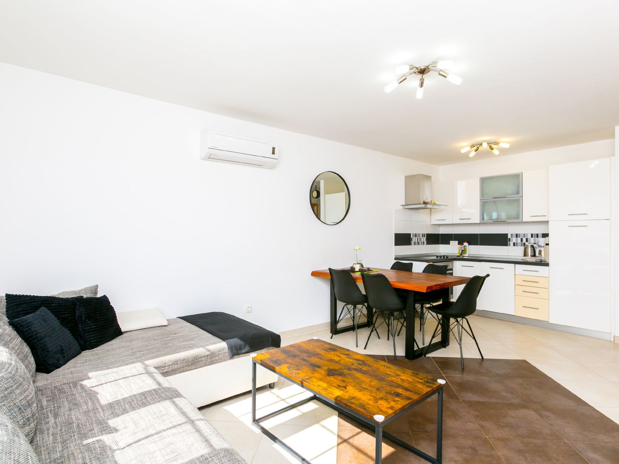 Photo of "Borka Regi" mit Balkon