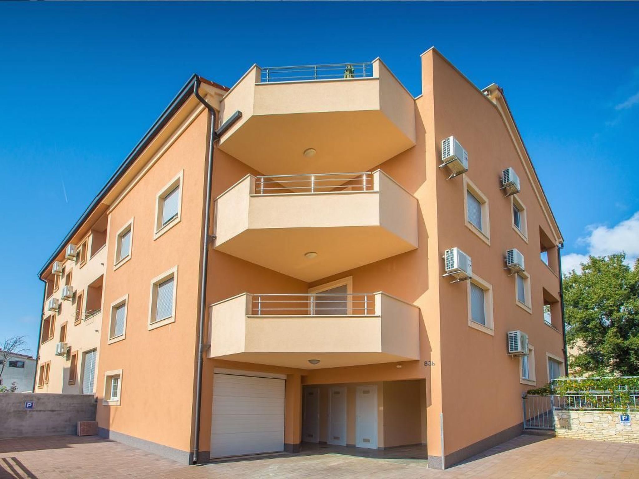 Photo of "Borka Regi" mit Balkon