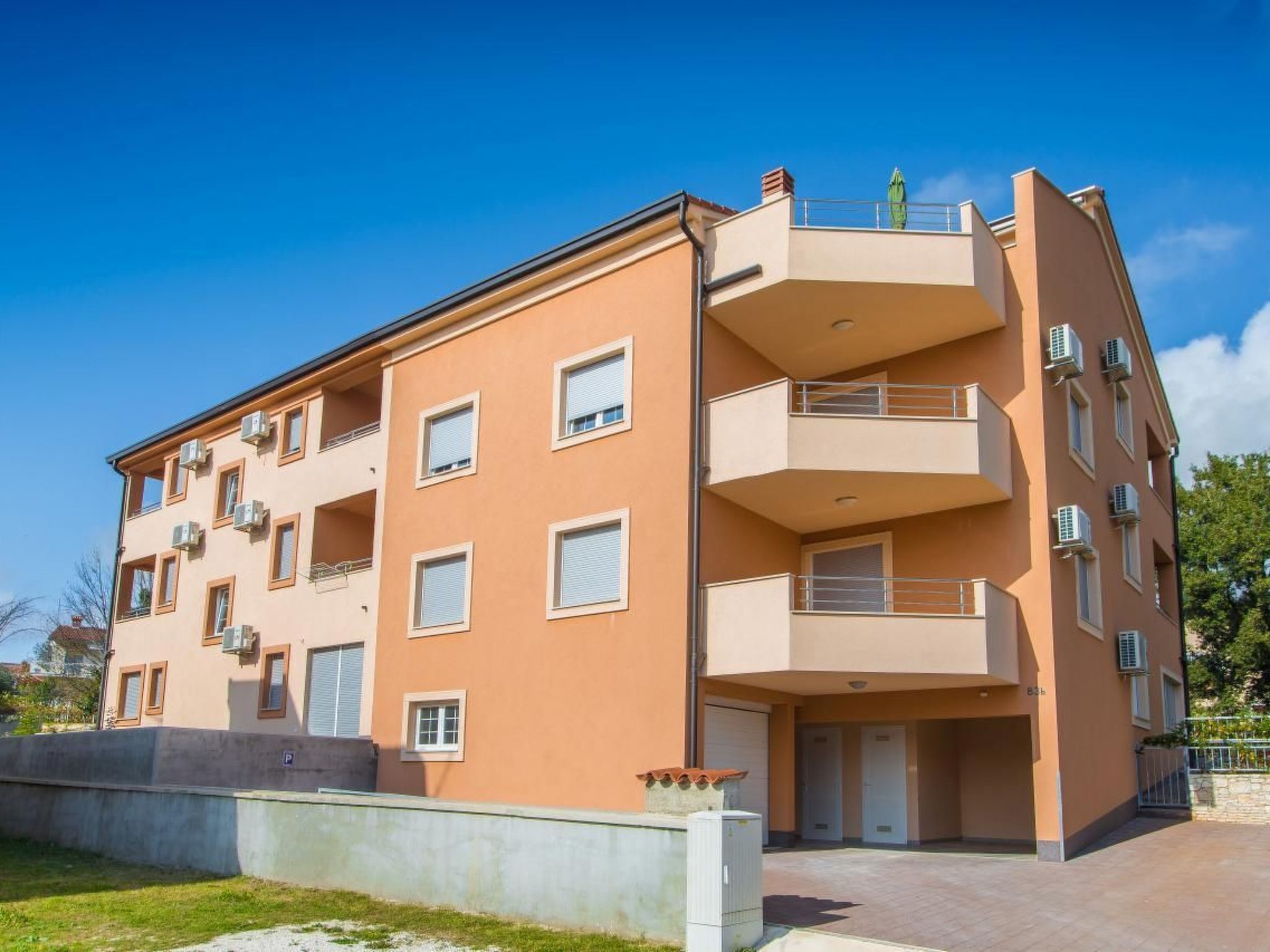 Photo of "Borka Regi" mit Balkon