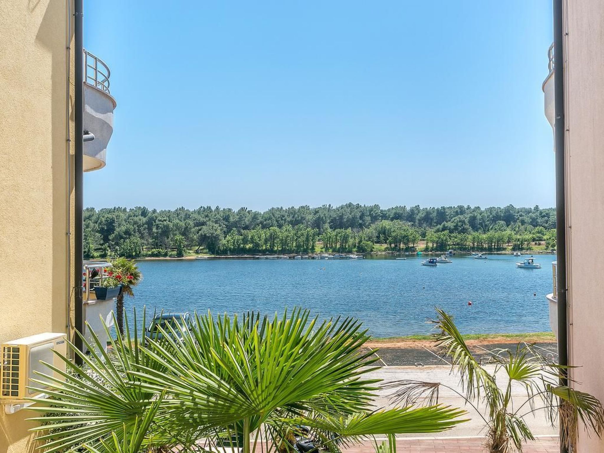 Photo of FeWo mit 2 Schlafzimmern und Meerblick