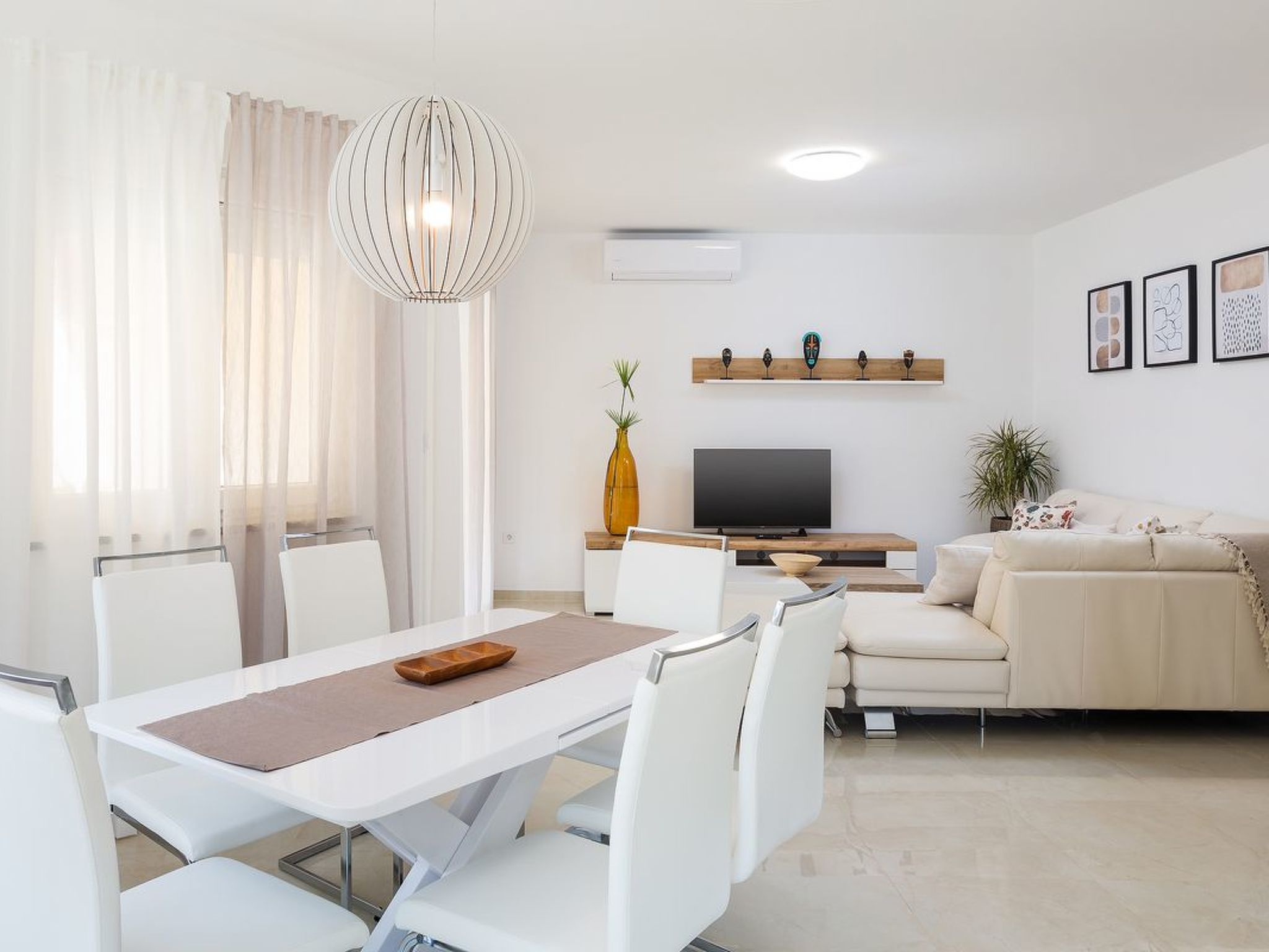 Photo of mit Terrasse