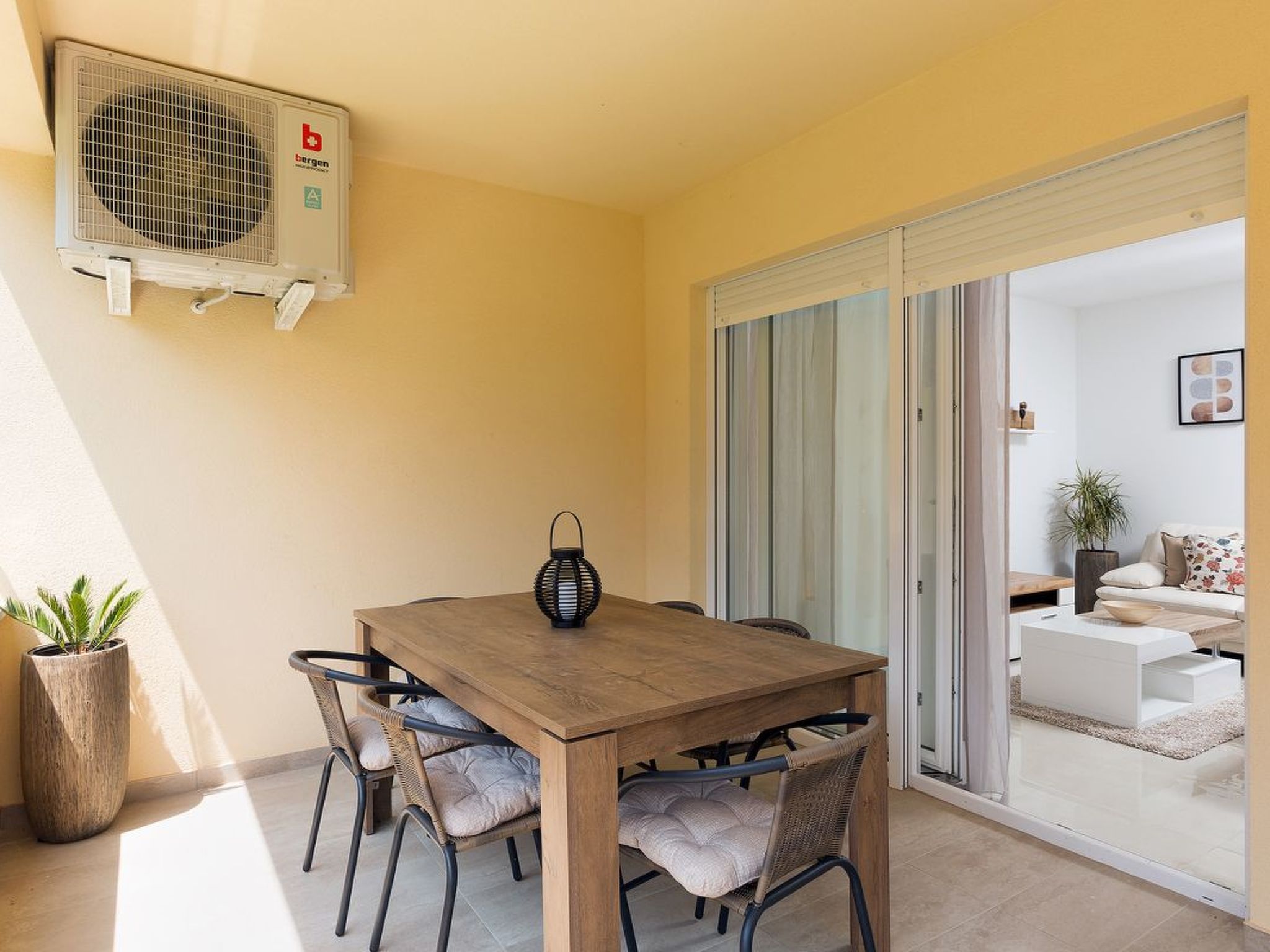 Photo of mit Terrasse