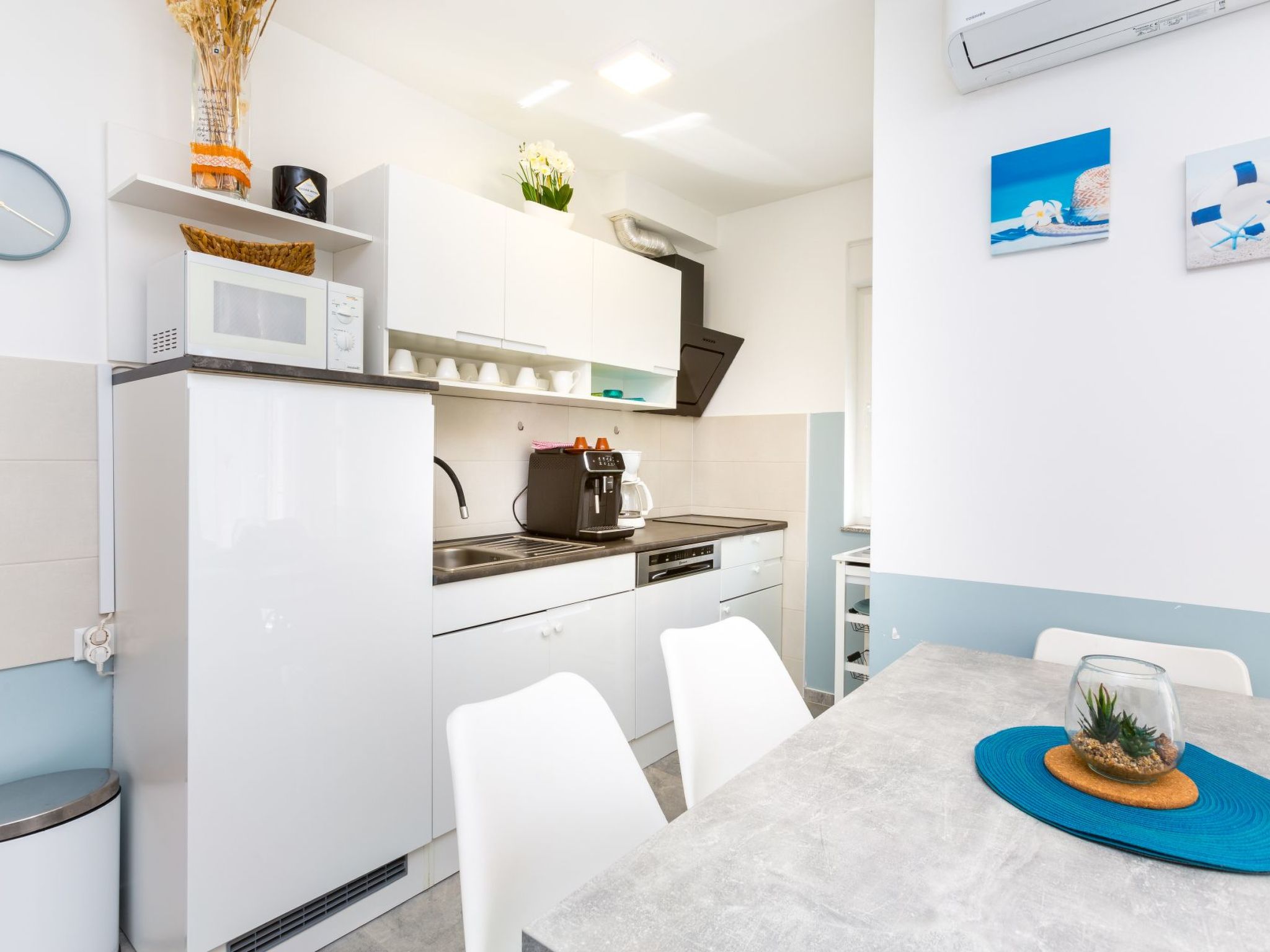 Photo of "Emira Mukalba" mit Terrasse