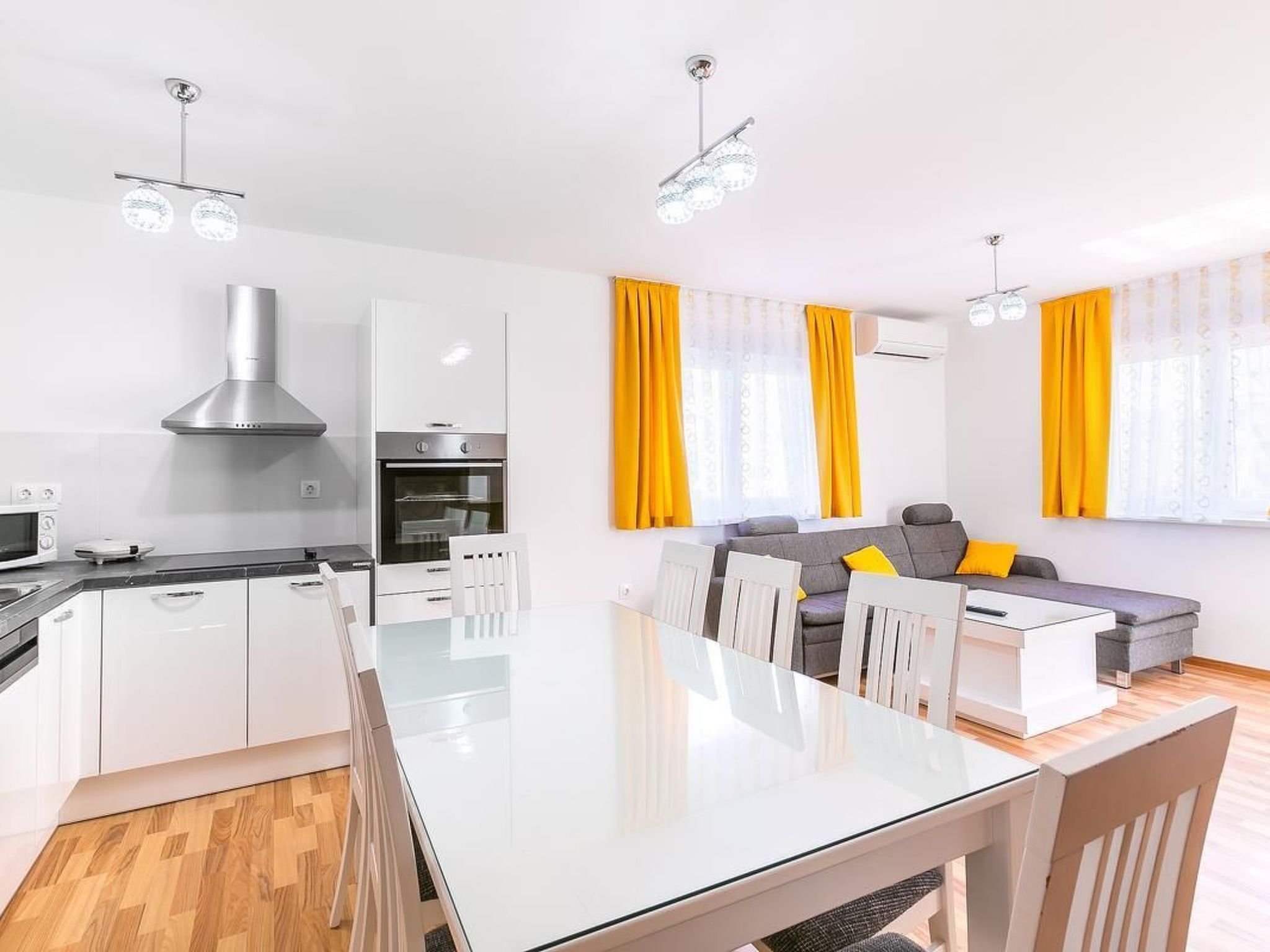 Photo of für 7 Personen ca. 100 m&sup2; in Medulin, Istrien (Medulin und Umgebung)