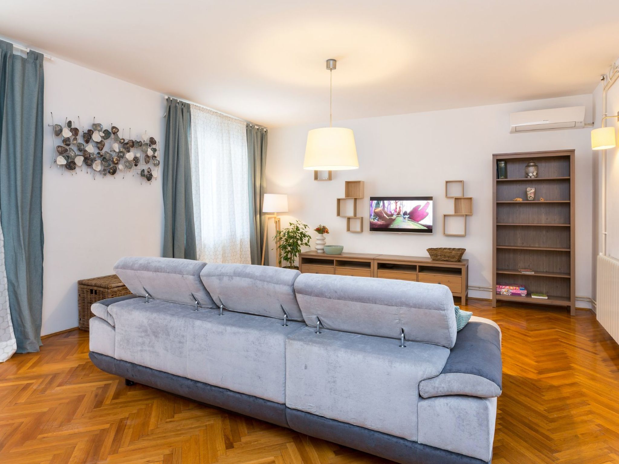 Tia, Wohnung mit Pool-Image-tags.info