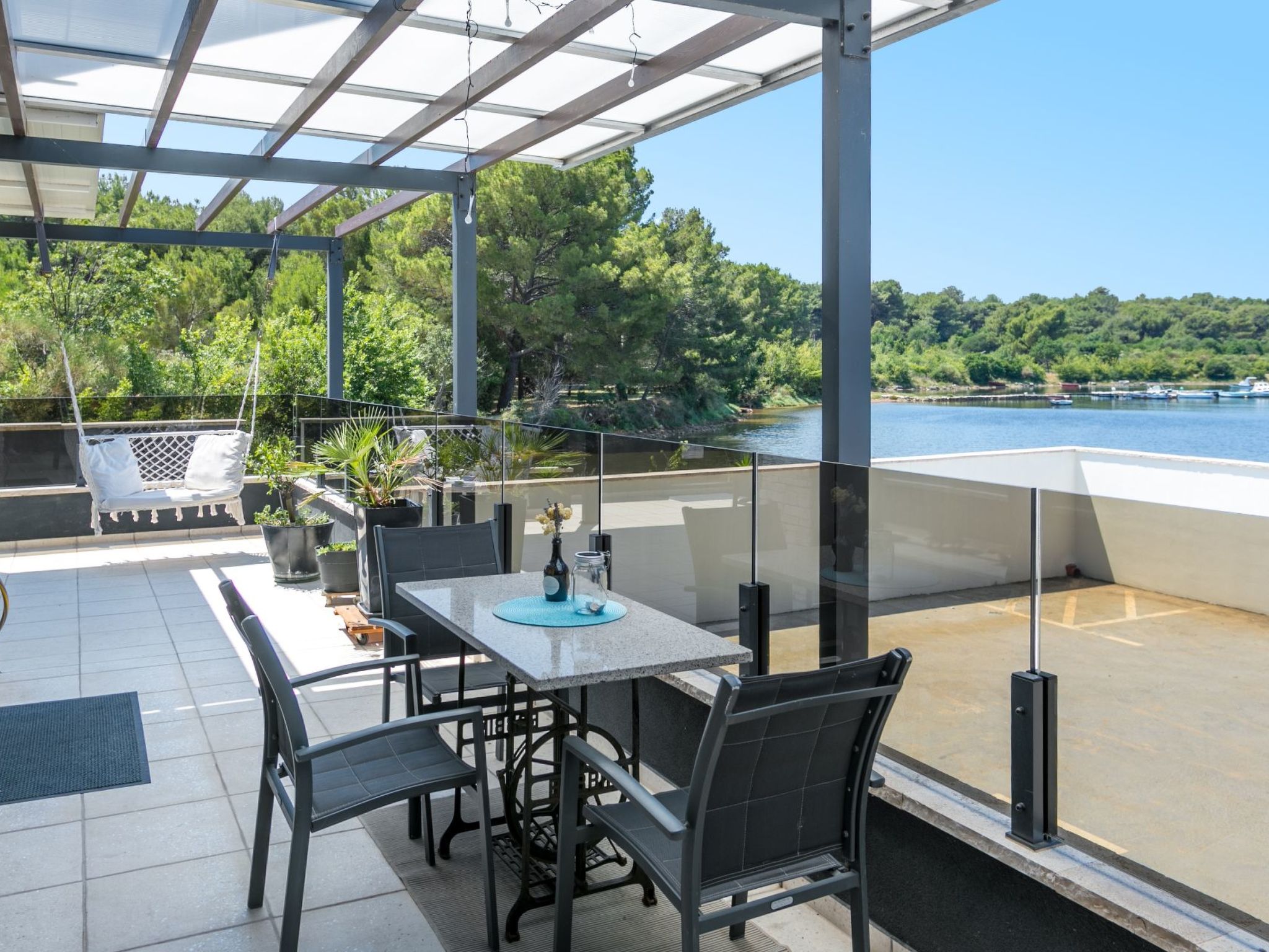 Photo of für 4 Personen ca. 80m, in Medulin