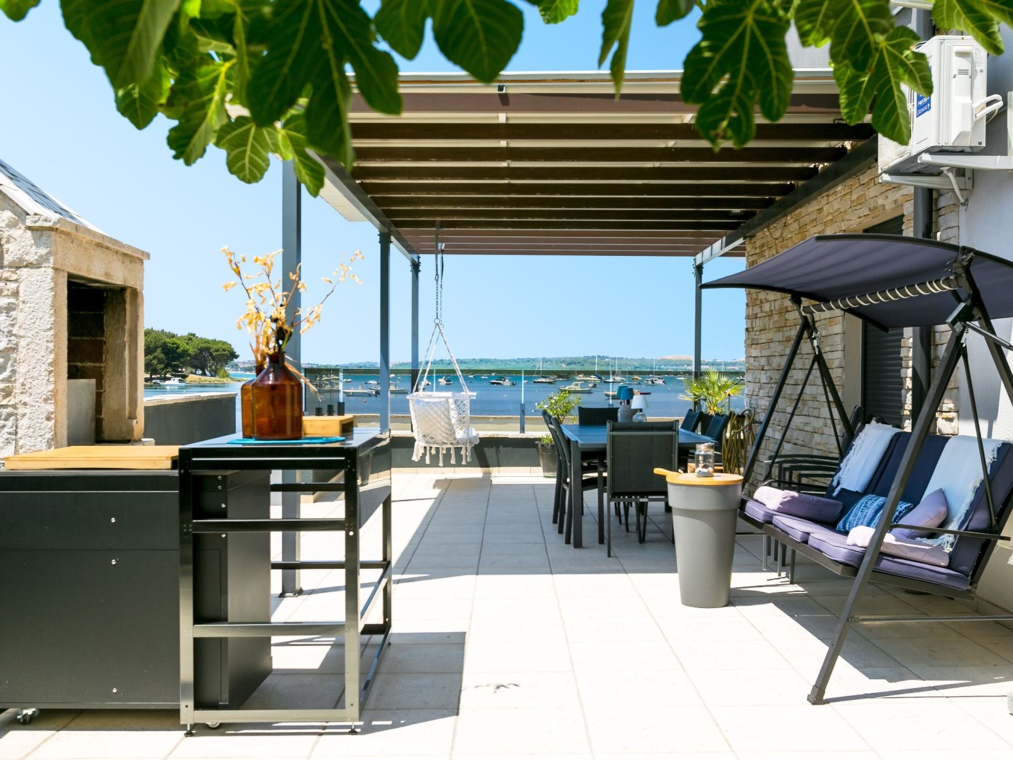 Photo of für 4 Personen ca. 80m, in Medulin