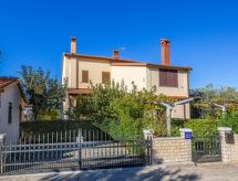 Wohnung "Maretic Mali" mit Terrasse
