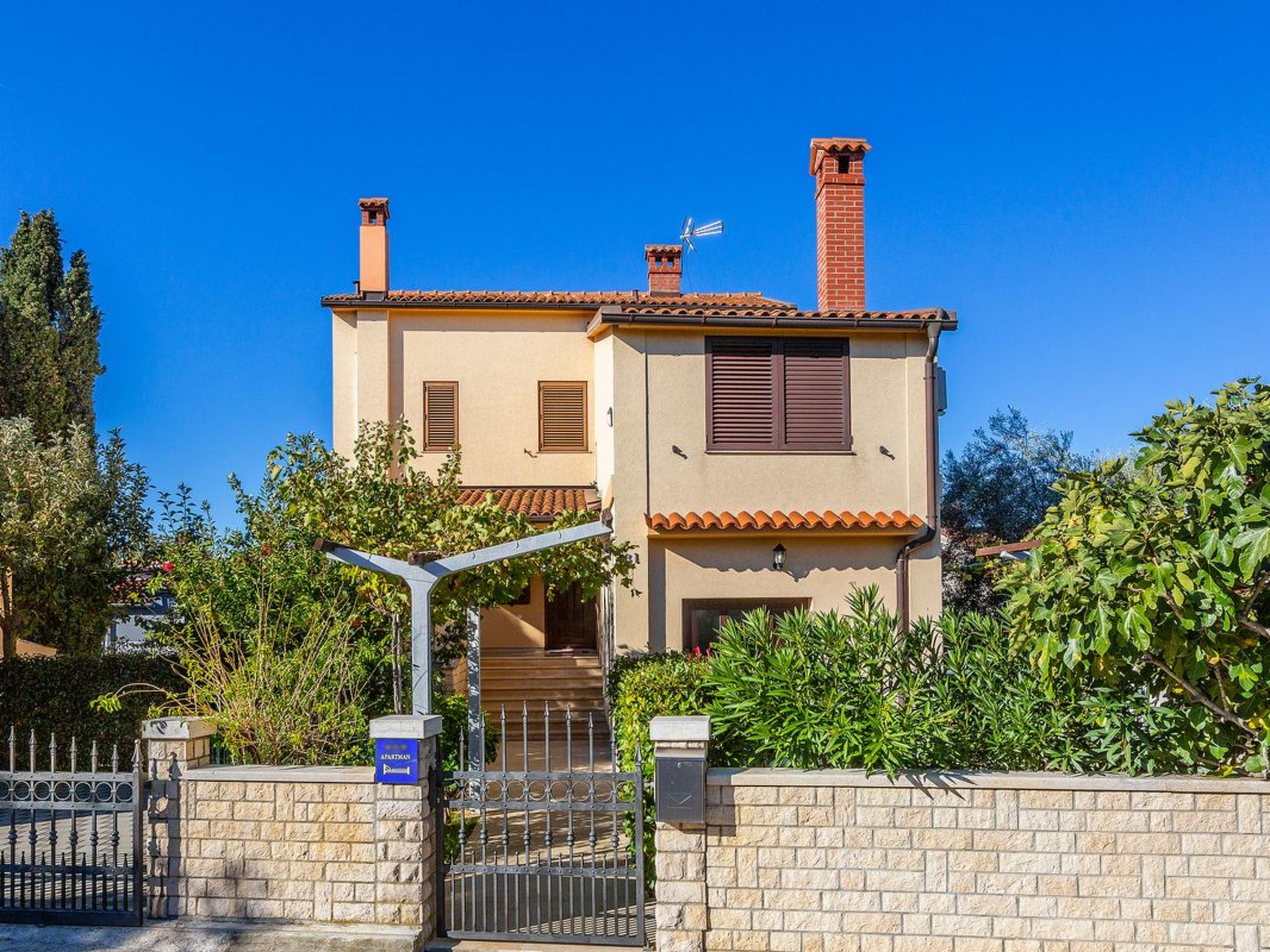 Photo of Wohnung "Maretic Mali" mit Terrasse