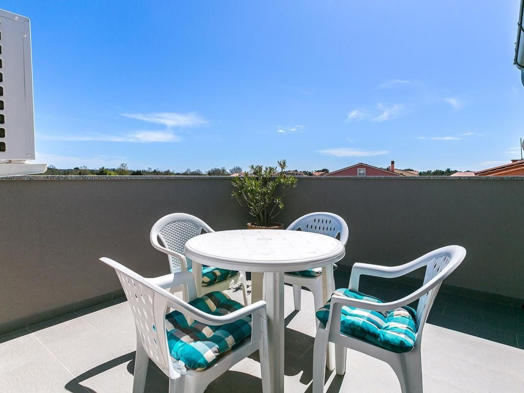 Photo of "Borka Kapovica" mit Balkon