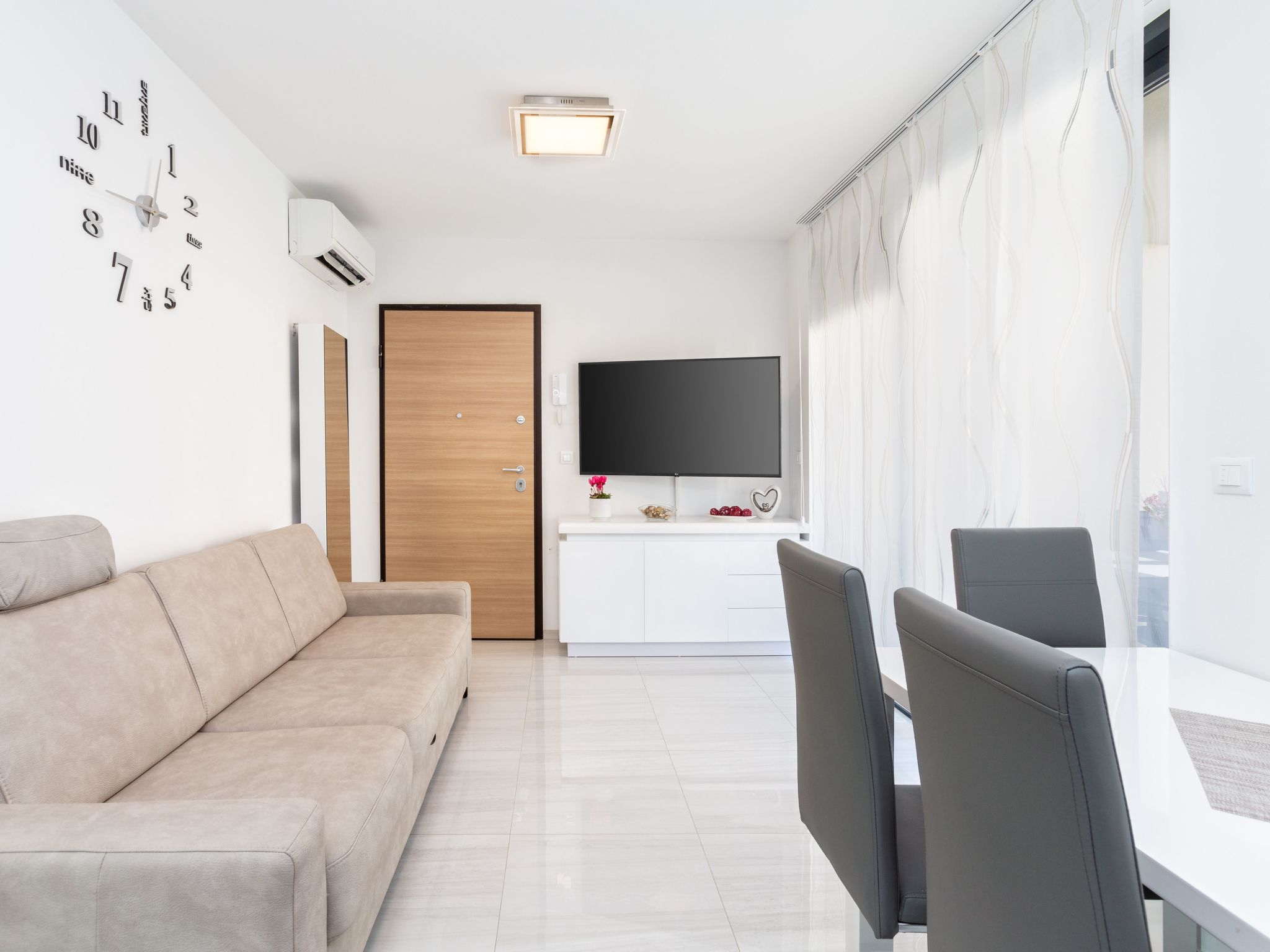 Photo of Alex-Betty direkt am Meer