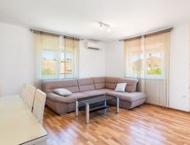 Wohnung "Dragan" mit Balkon