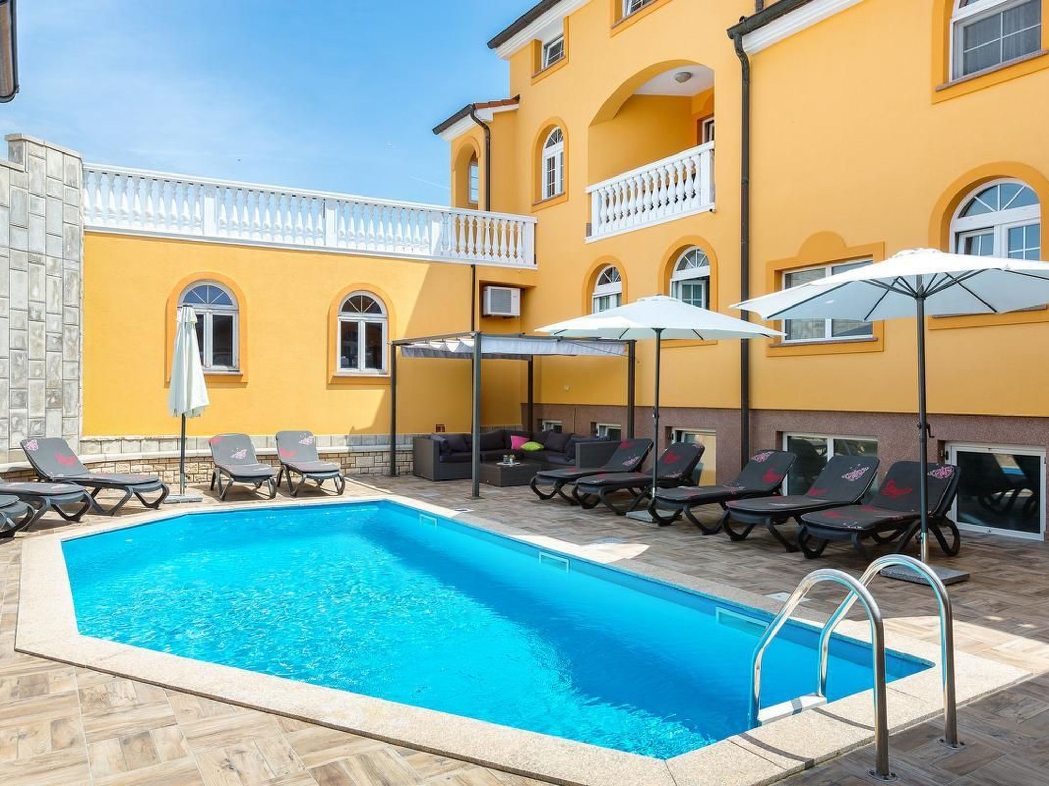 Photo of Charmante Ferienwohnung in Medulin mit Grill, Terrasse und Garten