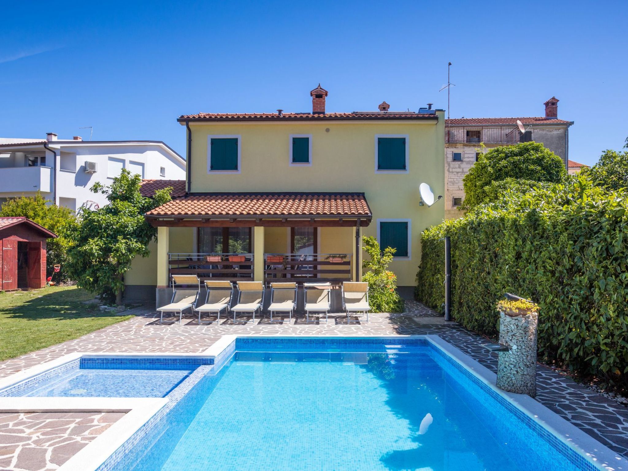 Ferienvilla "Vanja" mit privatem Pool-Draußen