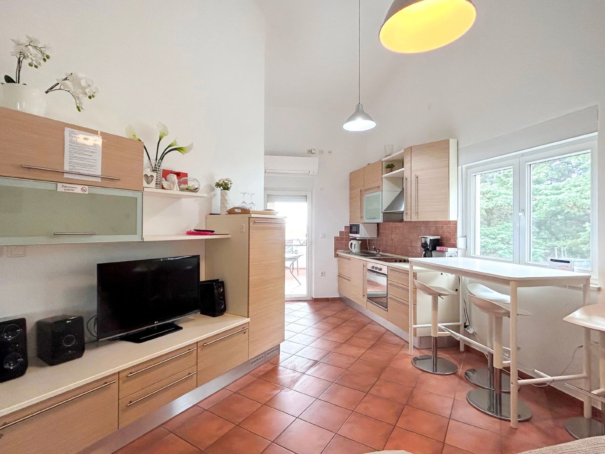 in Medulin mit Grill, Garten und gemeinsamem Pool