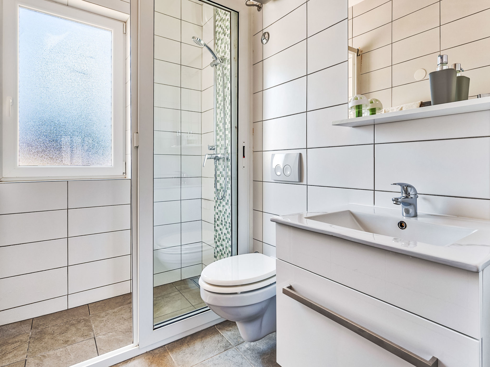 Photo of Villa mit Garten, Grill und Terrasse