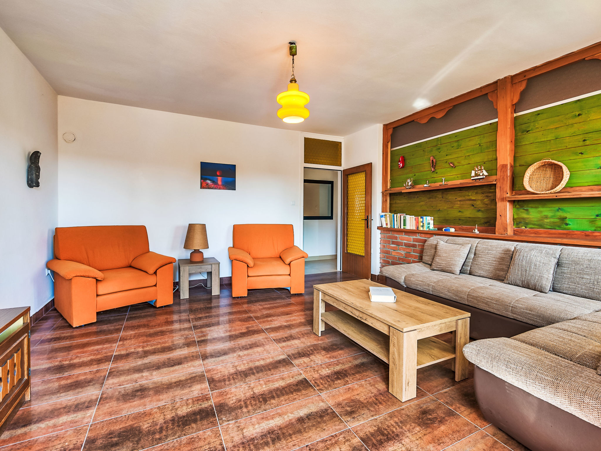 Photo of Villa mit Garten, Grill und Terrasse