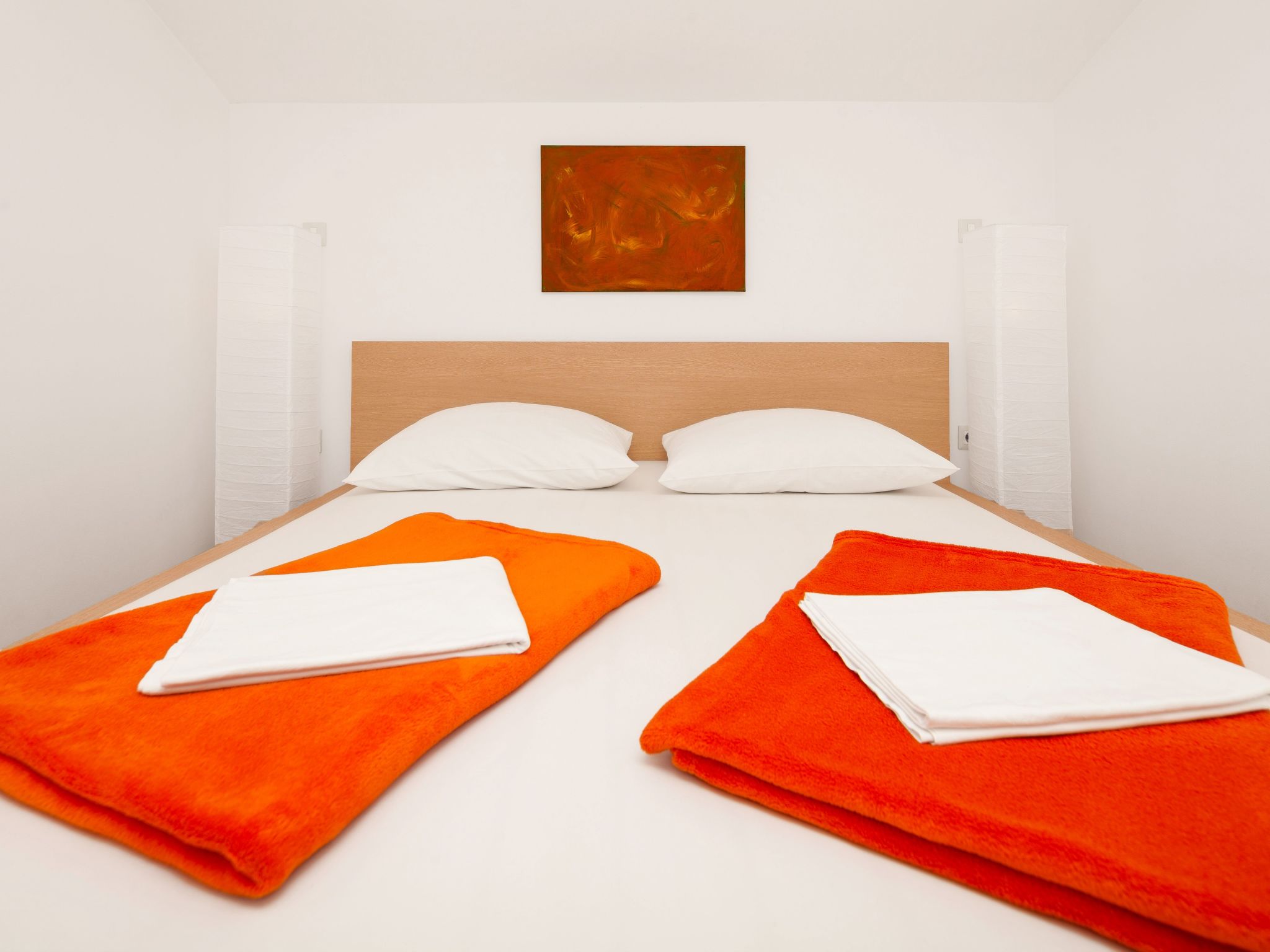 Mit Jacuzzi, Garten und Parkplatz-Binnen