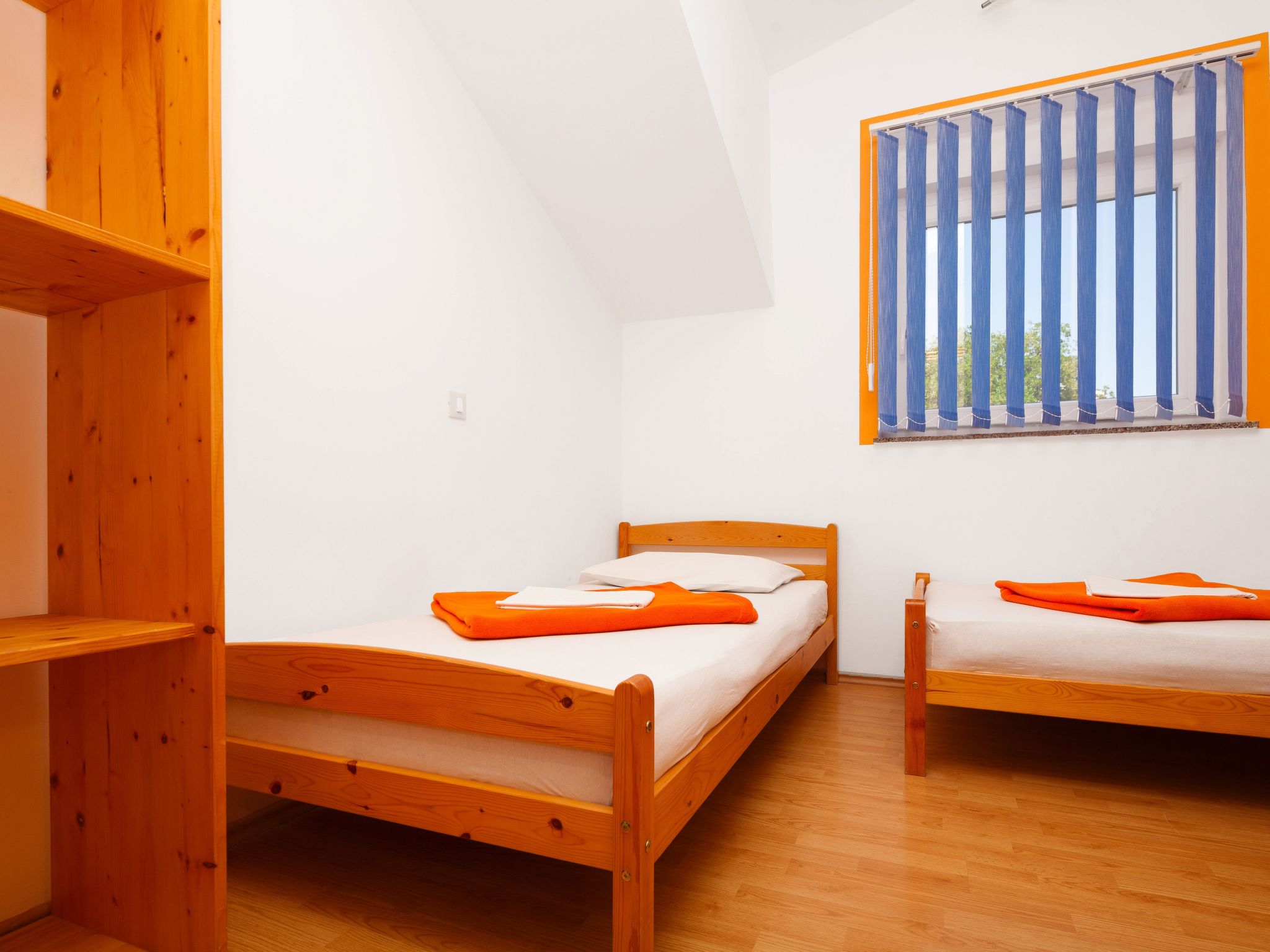 Photo of mit Jacuzzi, Garten und Parkplatz