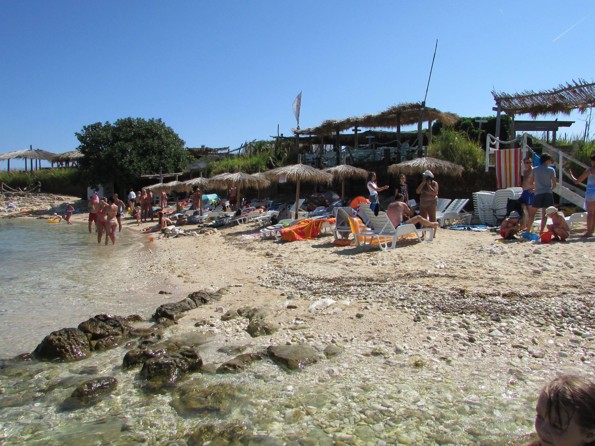 Mit Jacuzzi, Garten und Parkplatz-Binnen