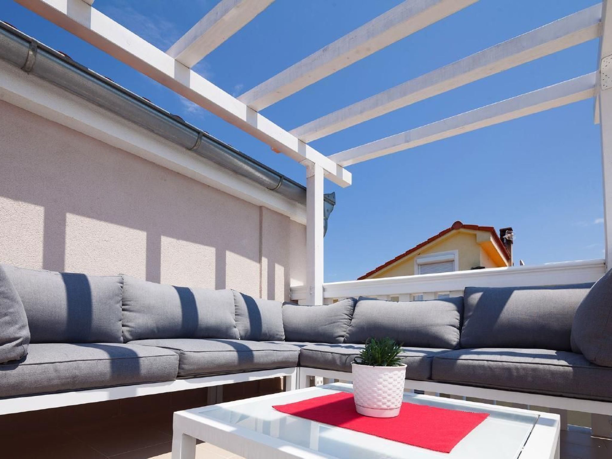 Moderne Ferienwohnung mit jacuzzi-Binnen