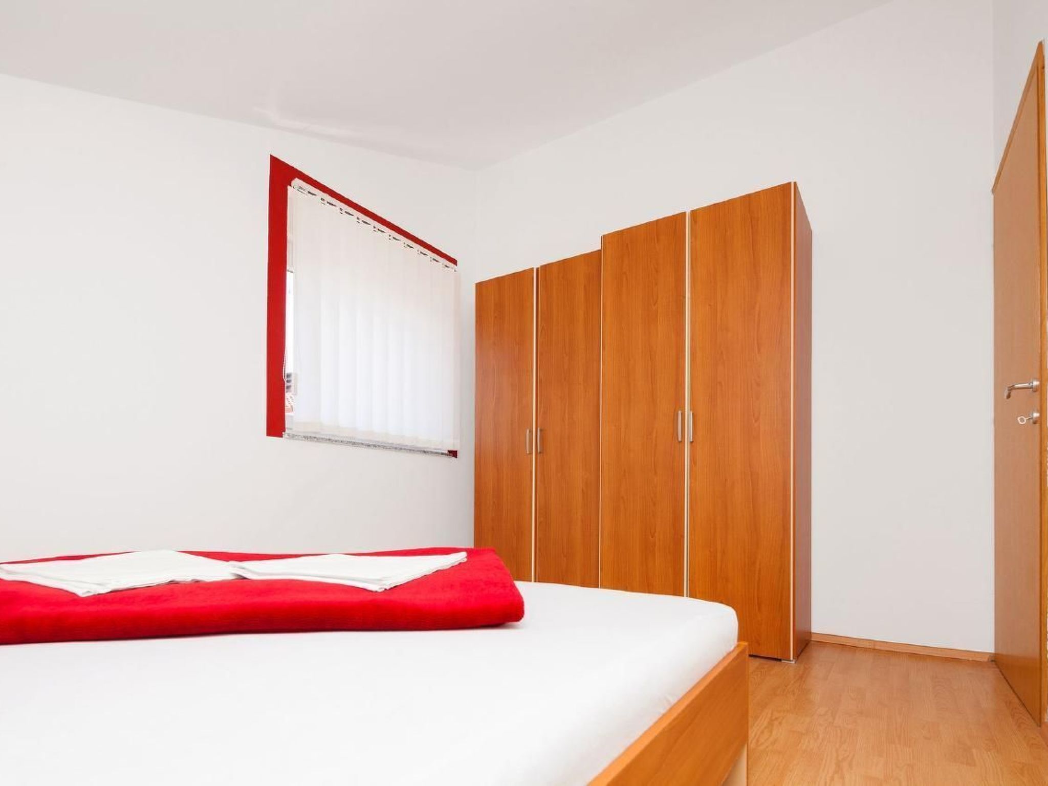 Moderne Ferienwohnung mit jacuzzi-Binnen