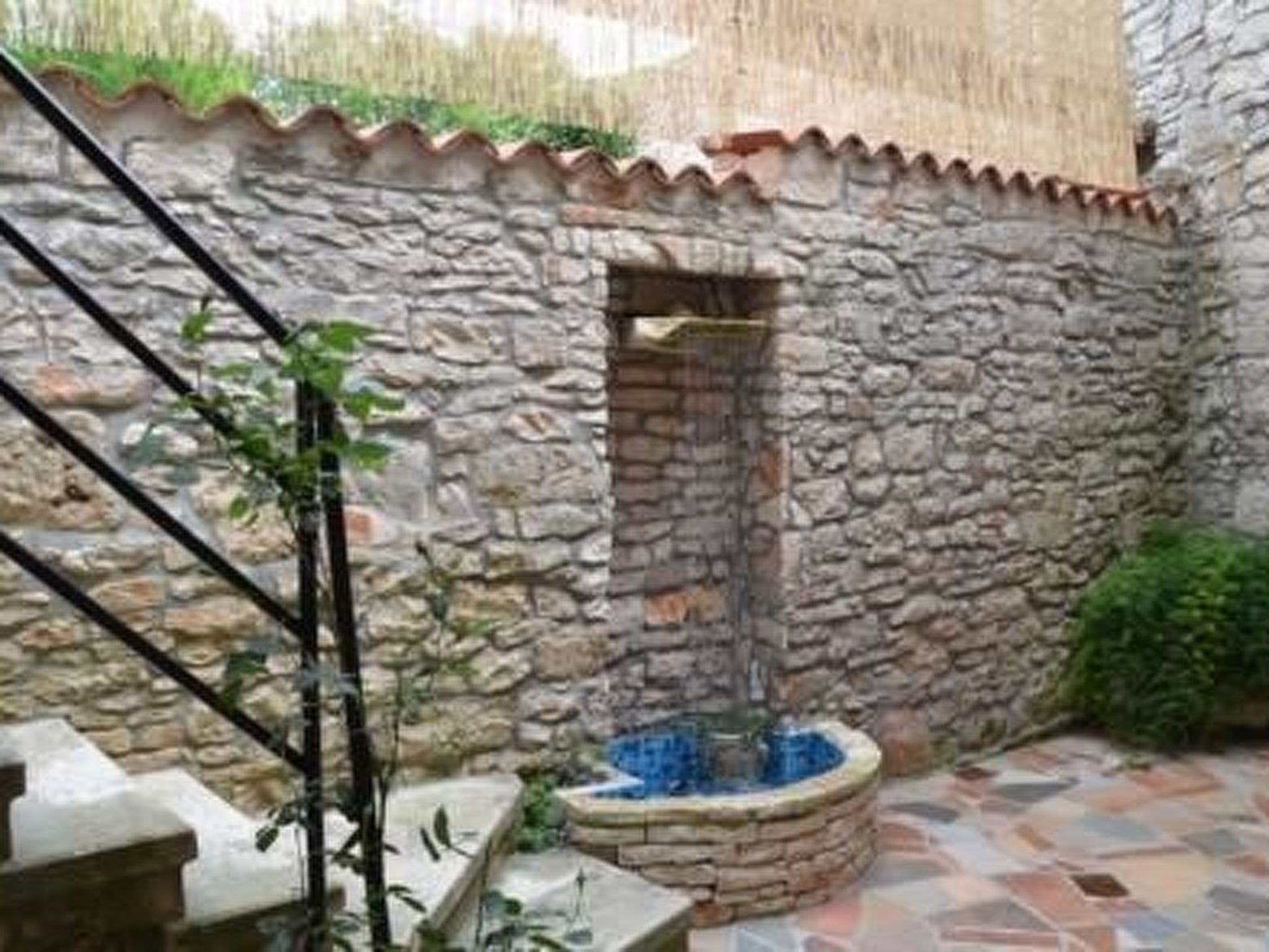 'Filira Medulin' mit Blick auf das Wasser-Image-tags.info