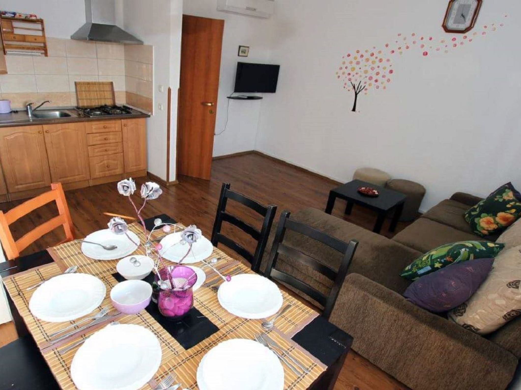 'Filira Medulin' mit Blick auf das Wasser-Image-tags.info