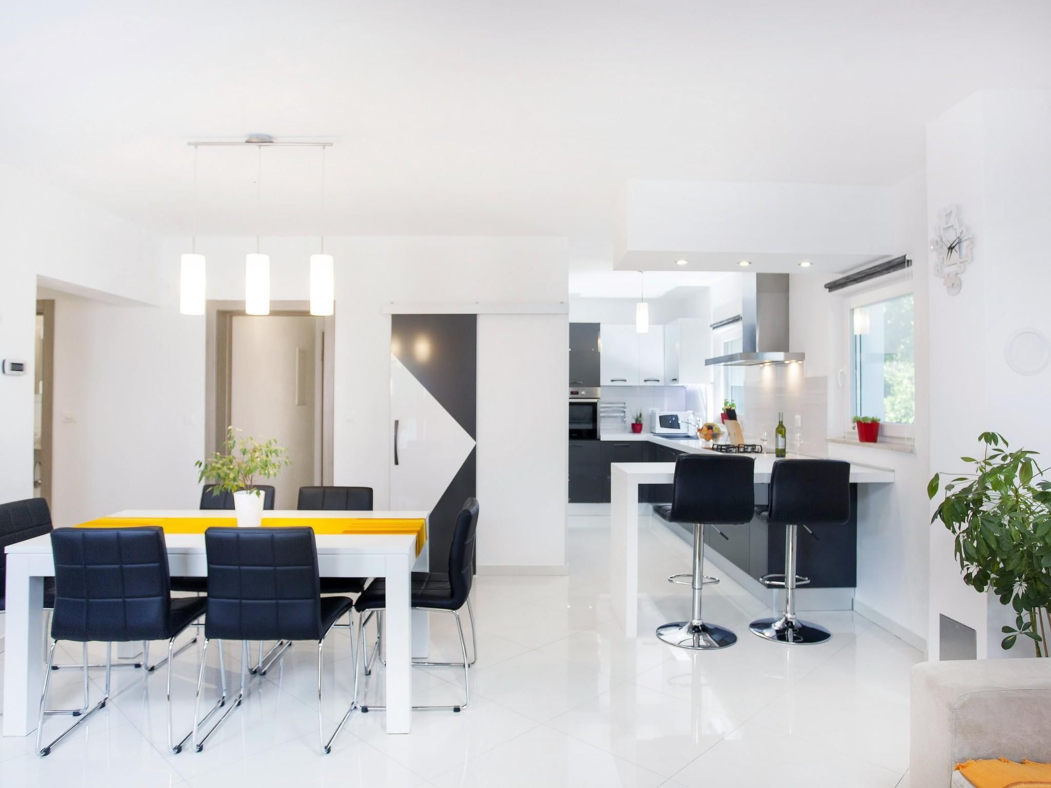 In Vintijan mit Großem Whirlpool-Inside