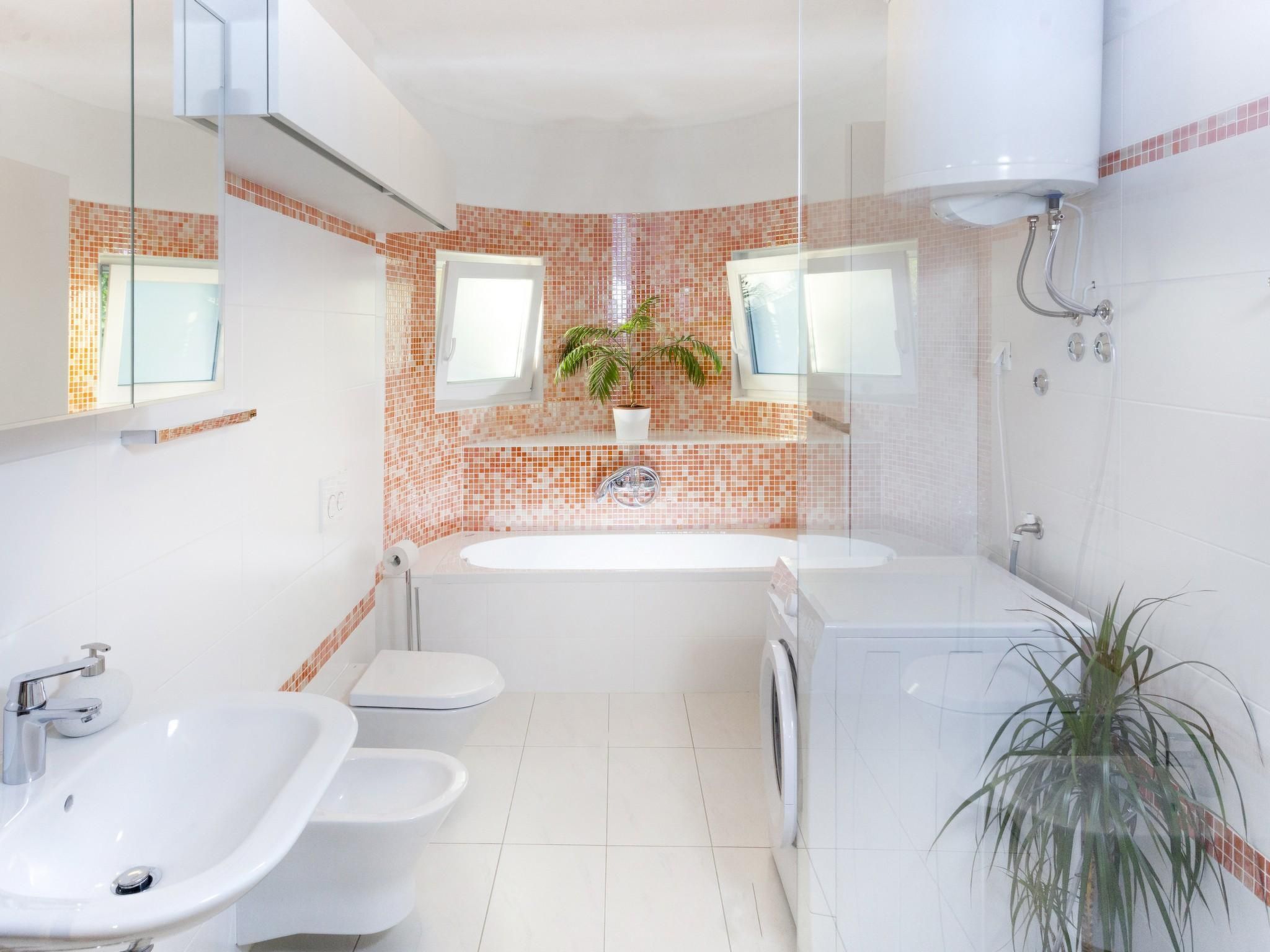 In Vintijan mit Großem Whirlpool-Inside