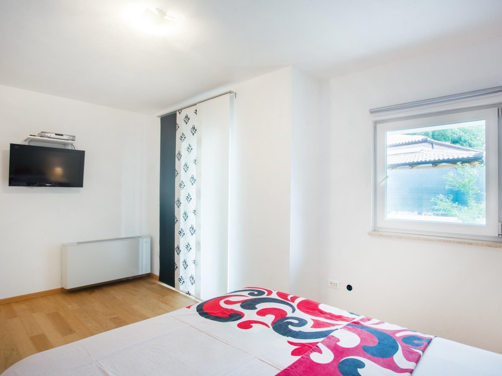 In Vintijan mit Großem Whirlpool-Inside